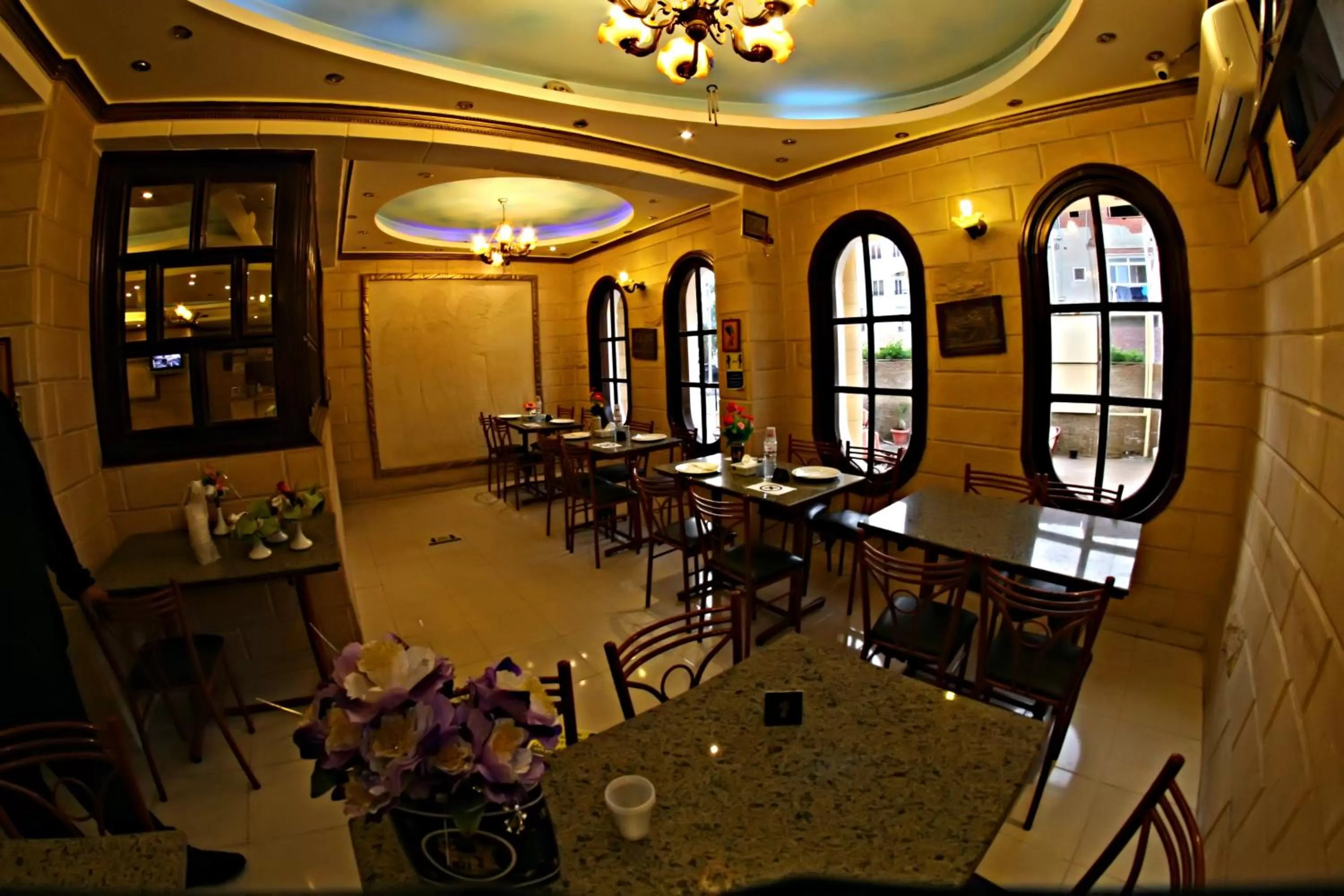 Restaurant/places to eat in Luxor Hotel Hurghada