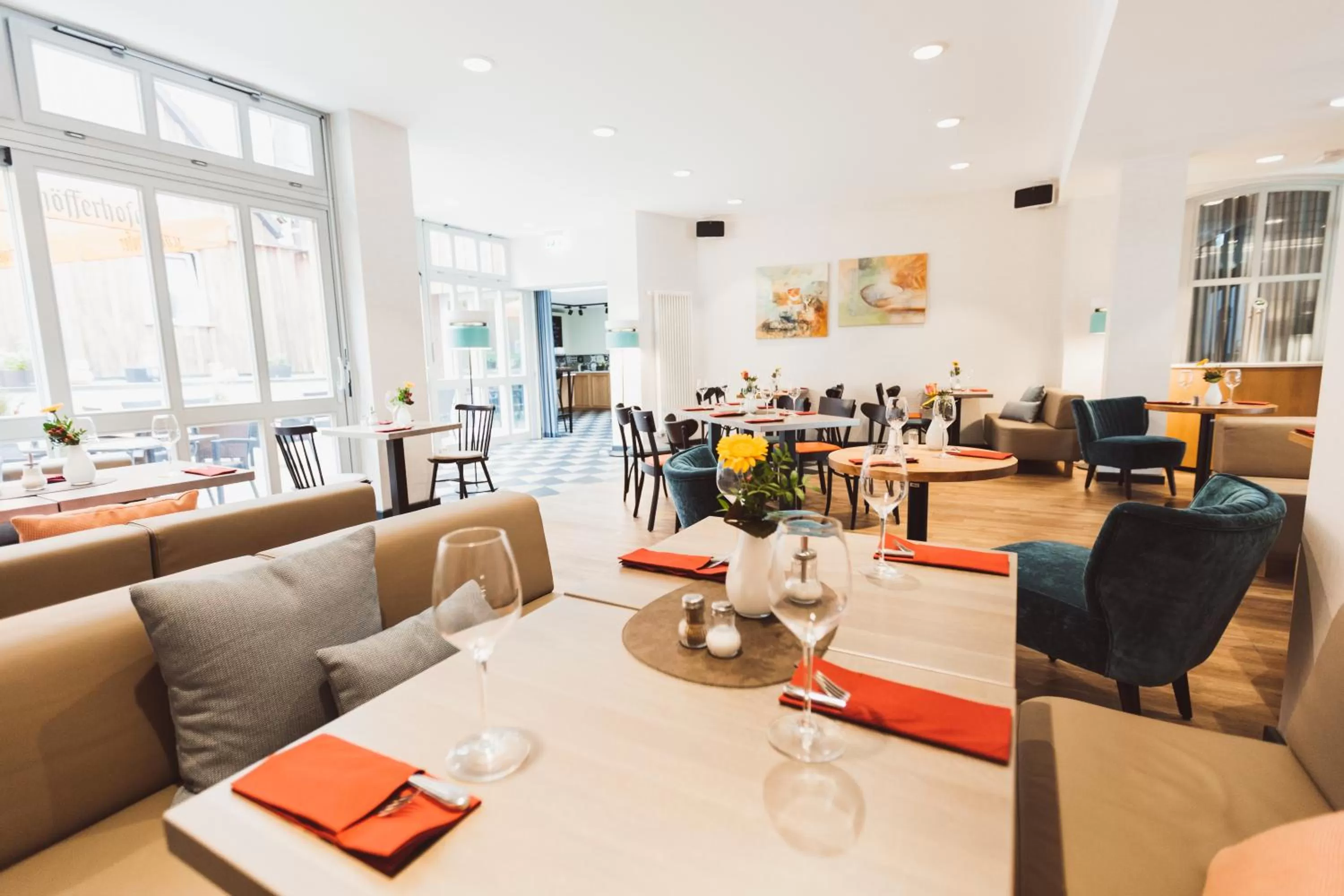 Restaurant/places to eat in Hotel Stadt Kassel