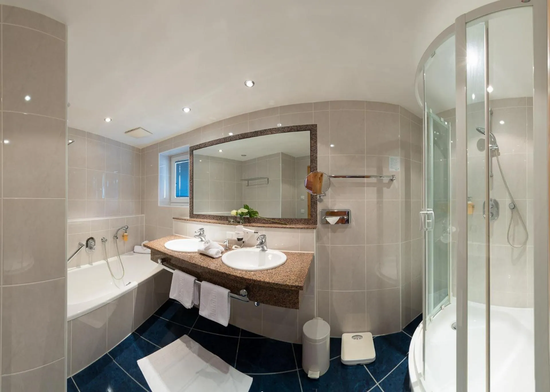 Bathroom in Wellnesshotel Schönruh - Adults only