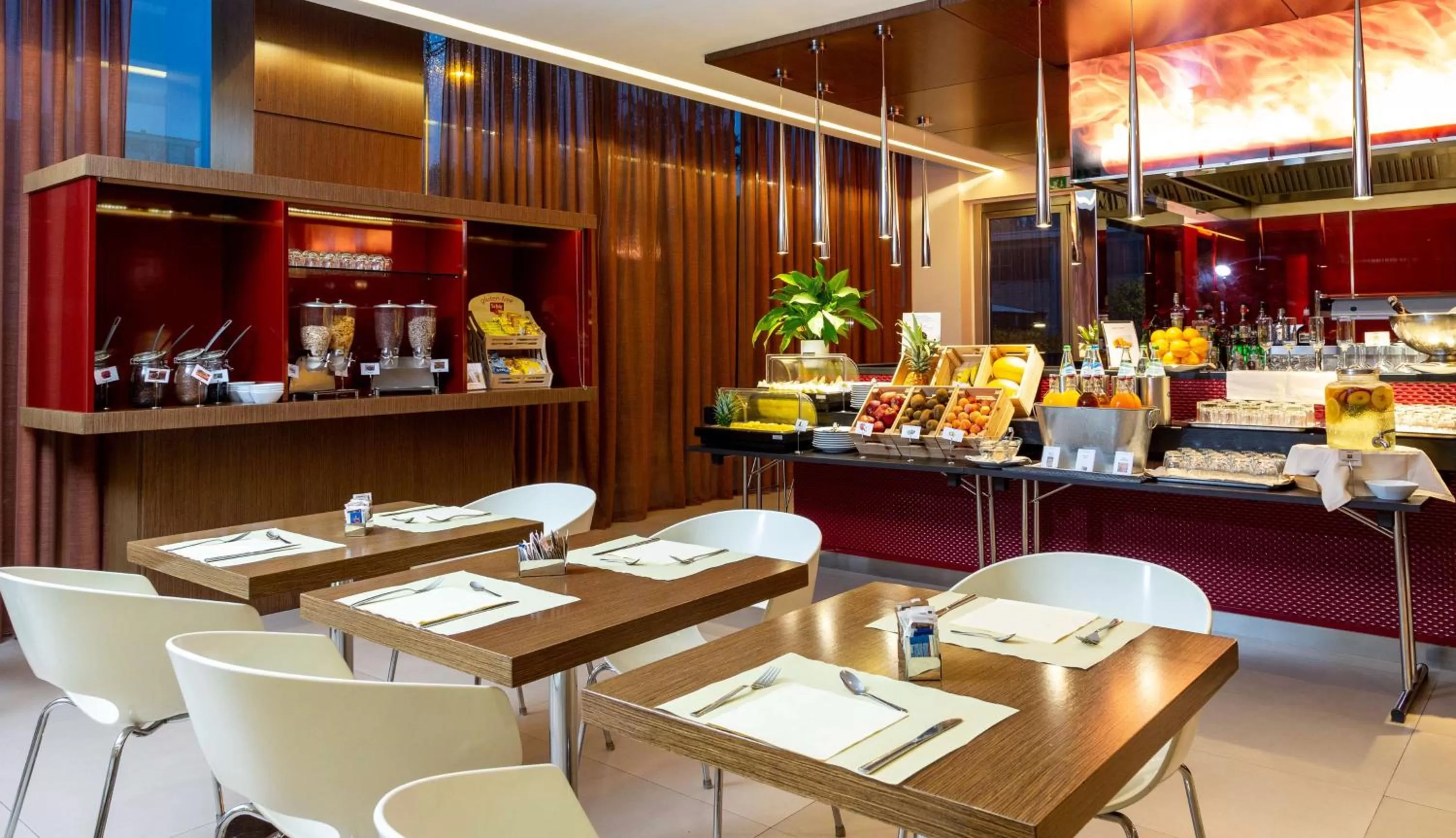 Restaurant/places to eat in Best Western Hotel Goldenmile Milan