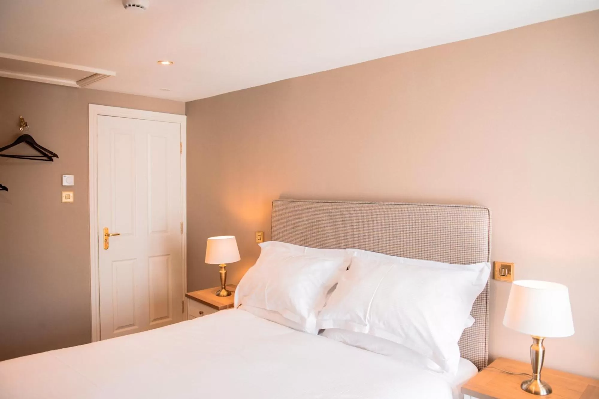 Standard Double Room - single occupancy in The Wellington Heifer