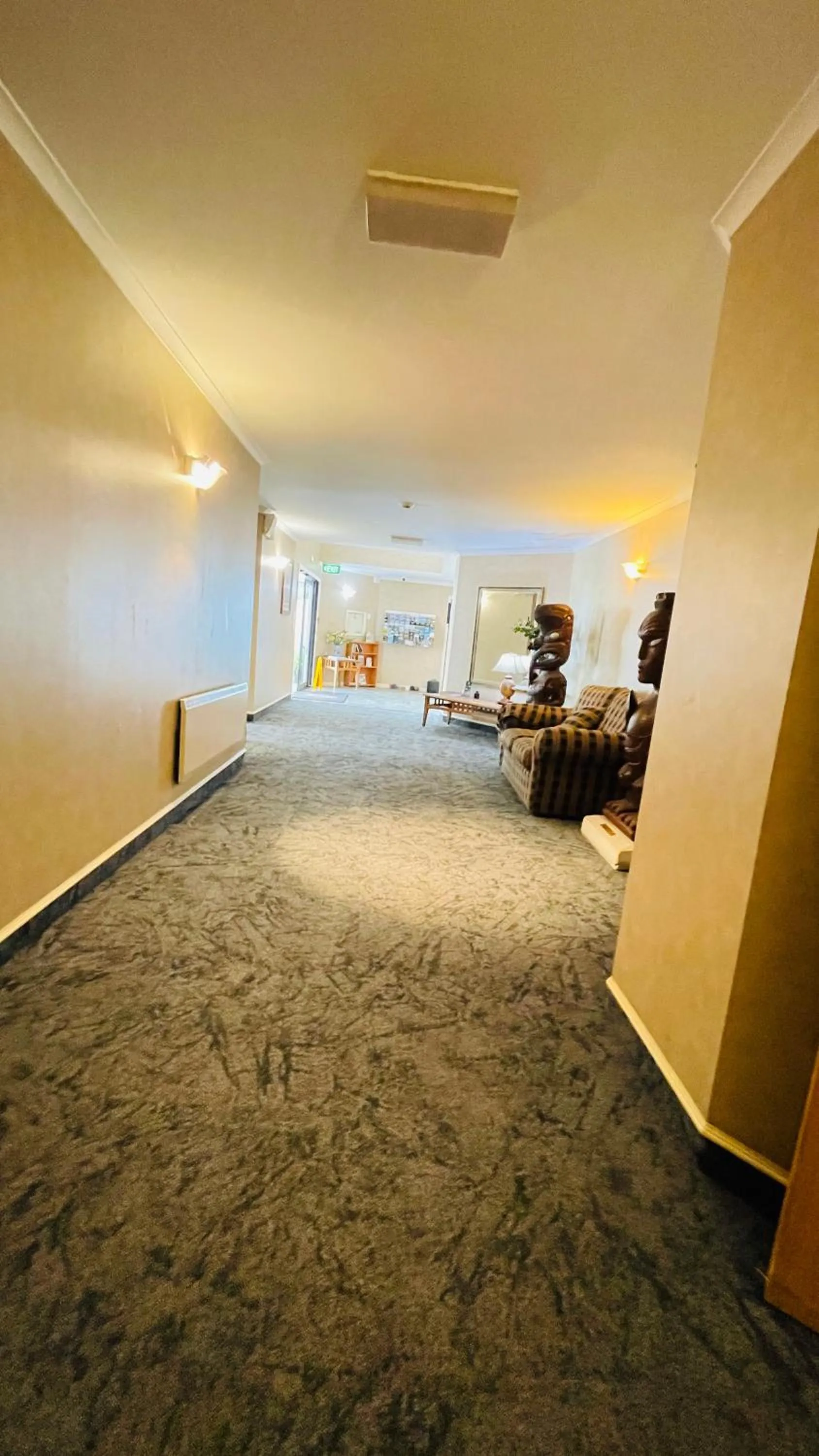 Property building, Bed in City Suites