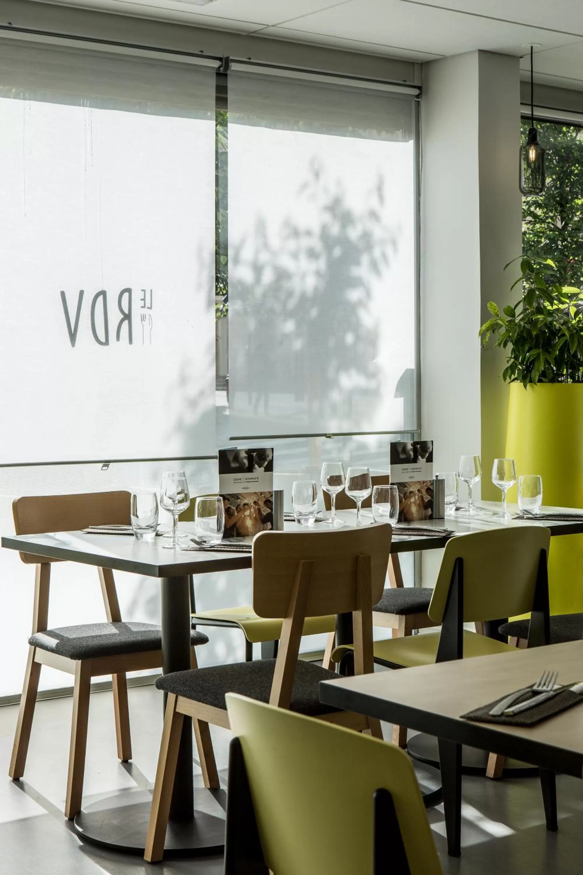 Restaurant/places to eat in Mercure Nancy Centre Gare