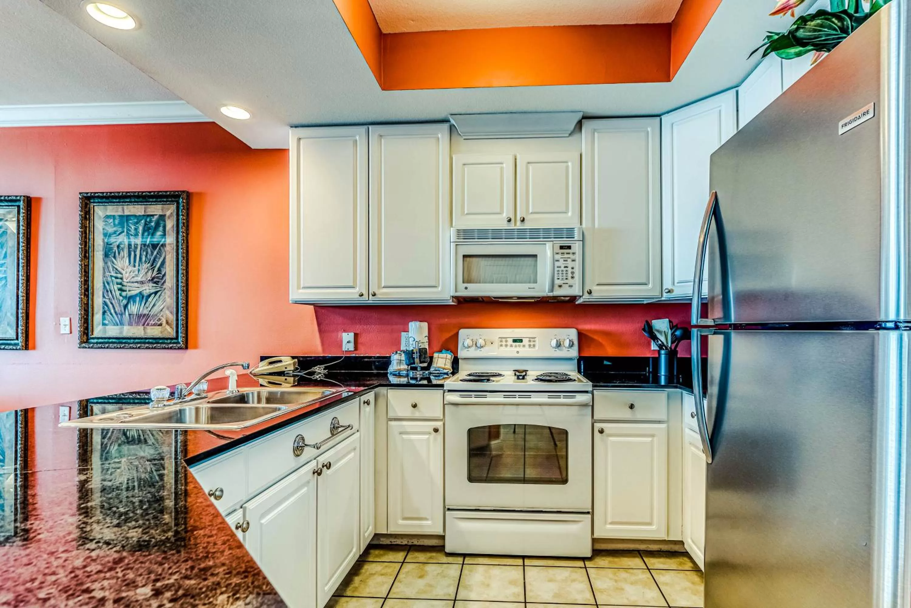 Kitchen/Kitchenette in San Carlos #1208