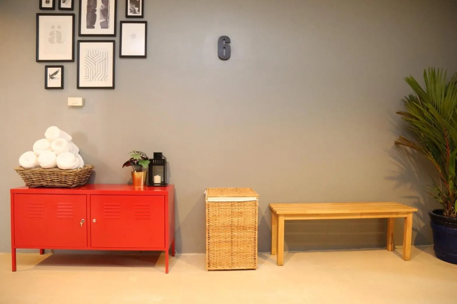 Swimming pool in Miracle Suvarnabhumi Airport