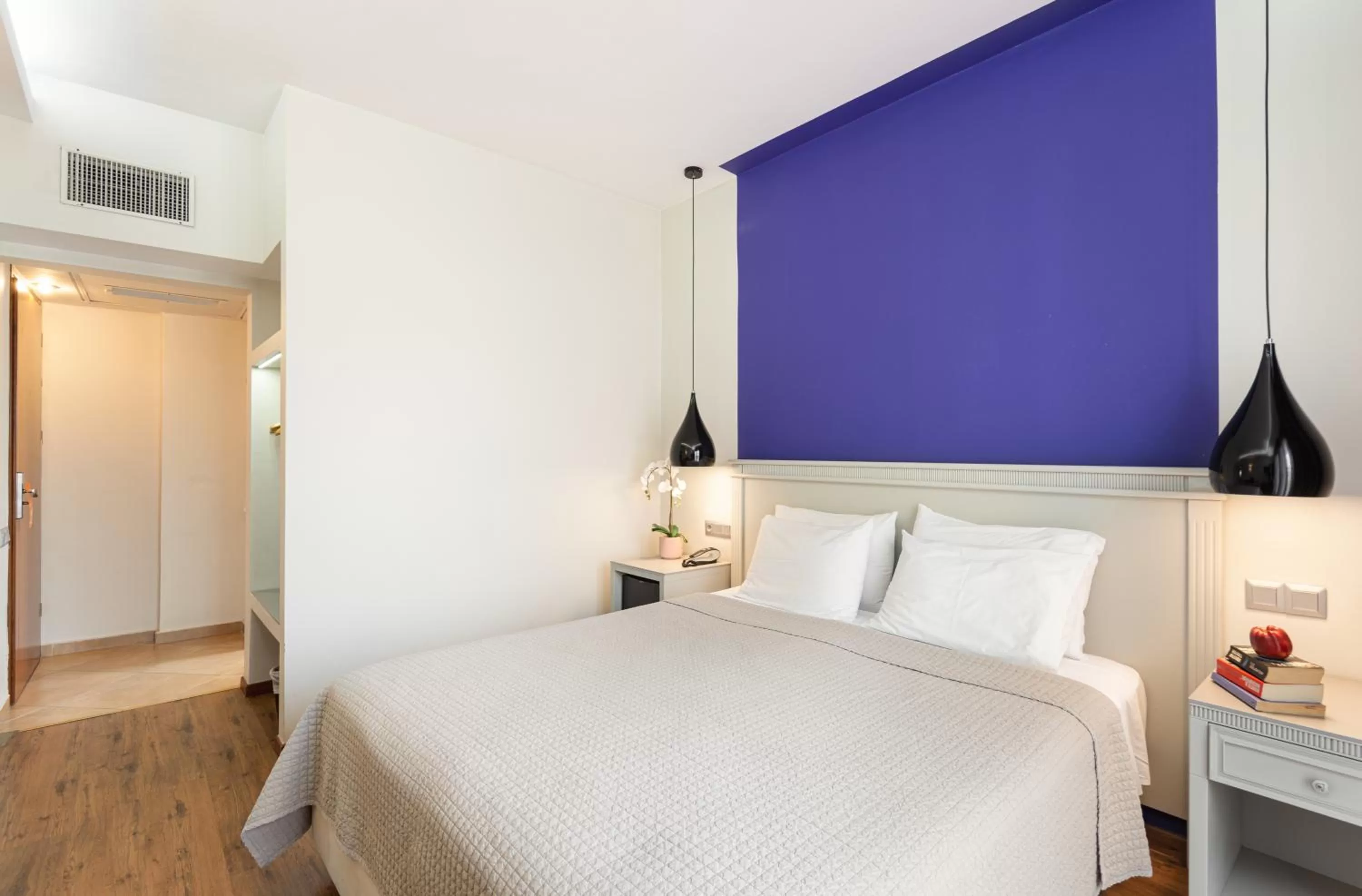 Bed in Hotel El Greco