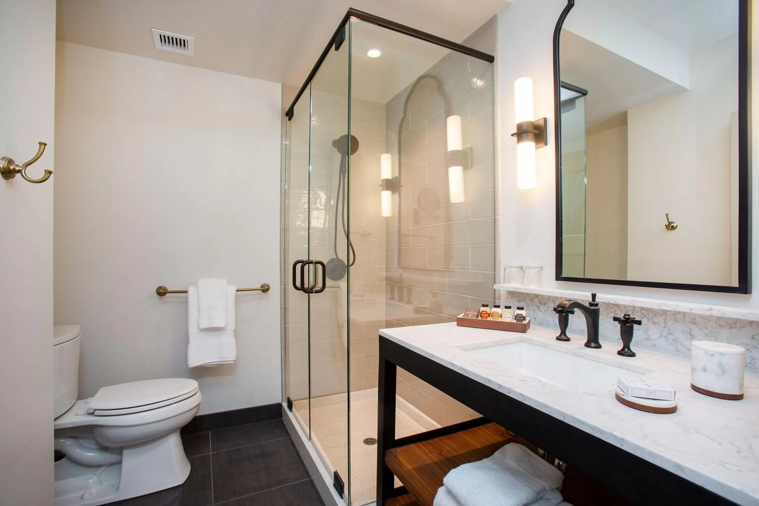 Bathroom in The Lodge at St Edward Park