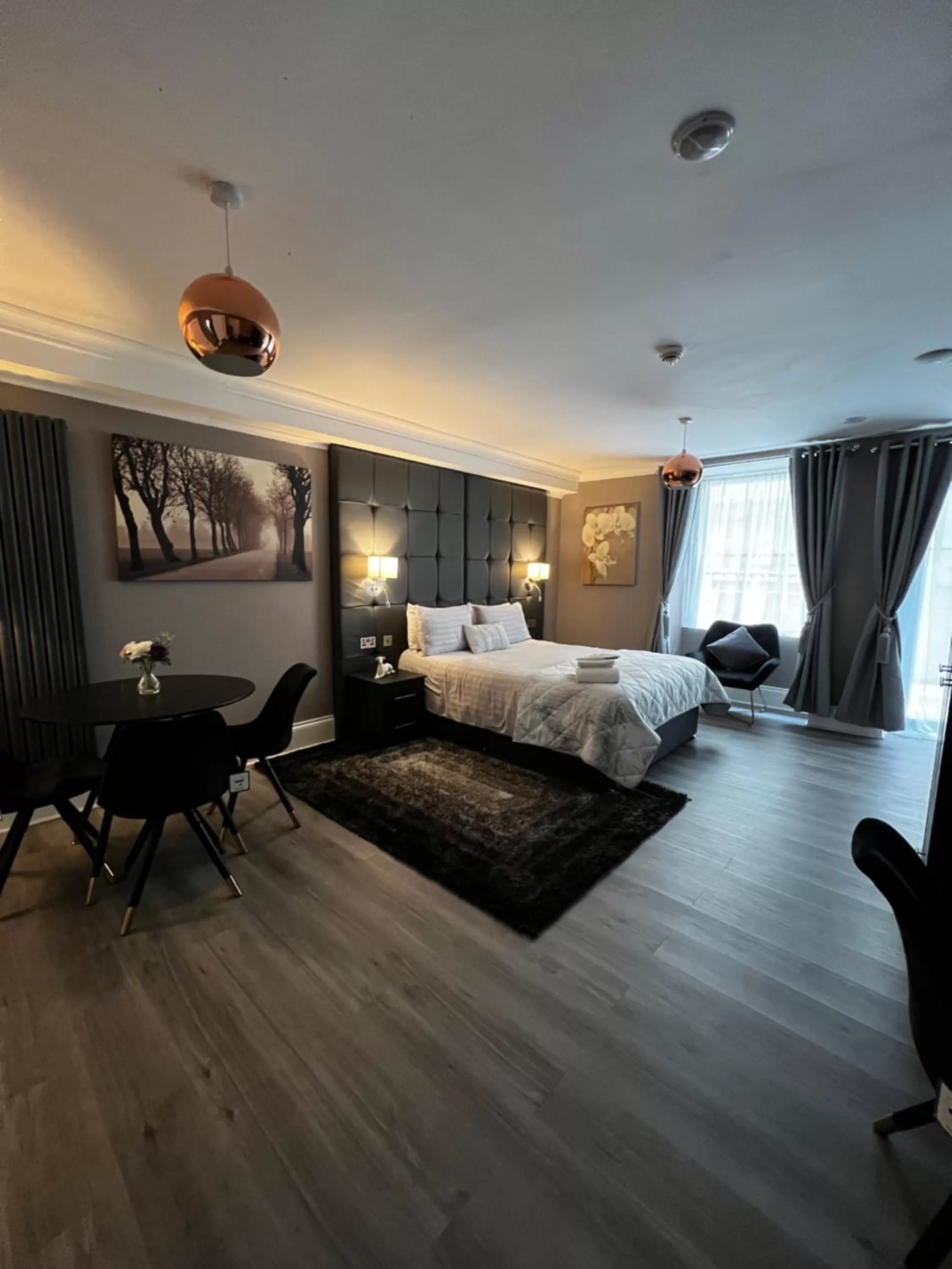 Bed in Amani Apartments - Glasgow City Centre