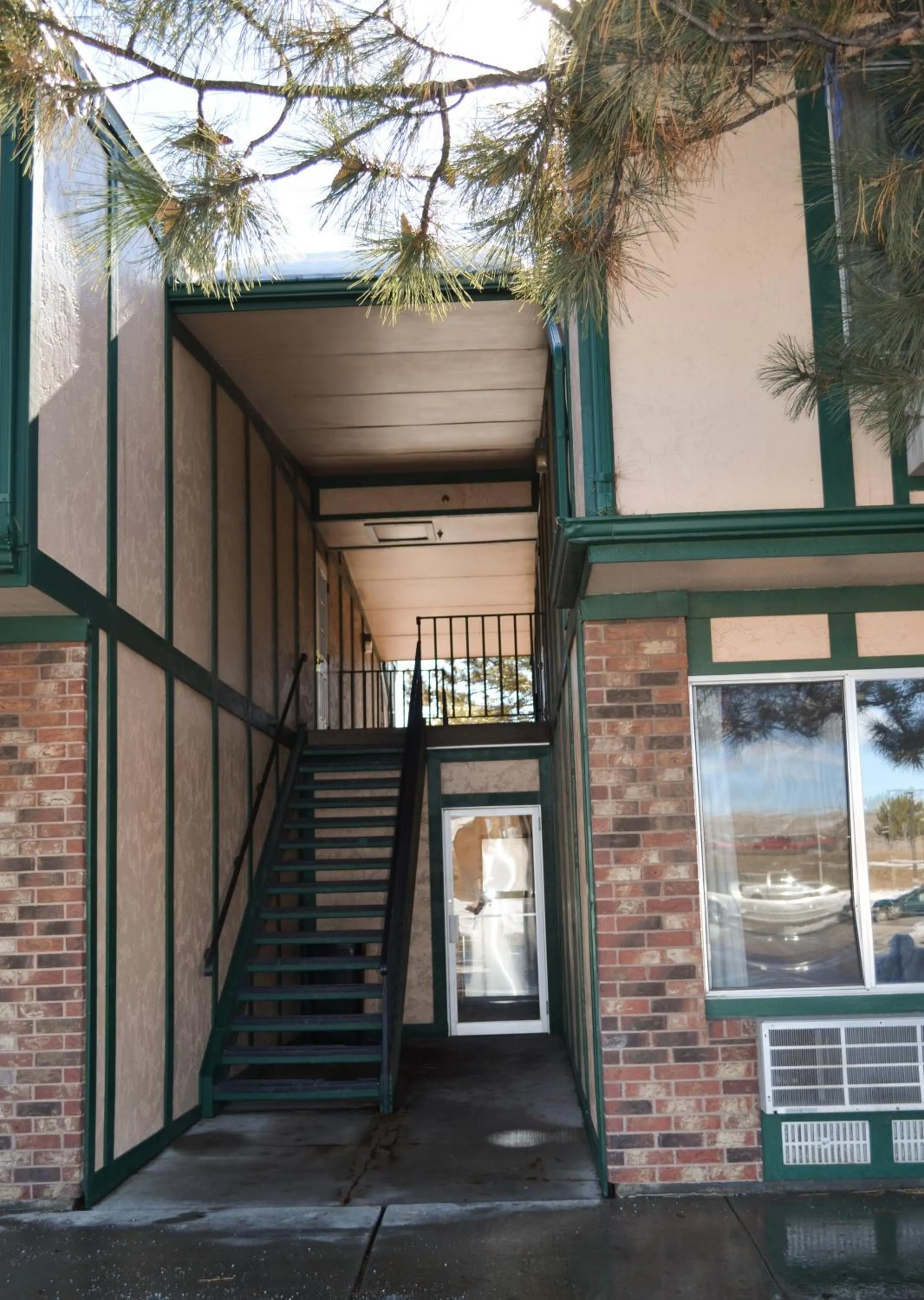 Floor plan in National 9 Inn Price