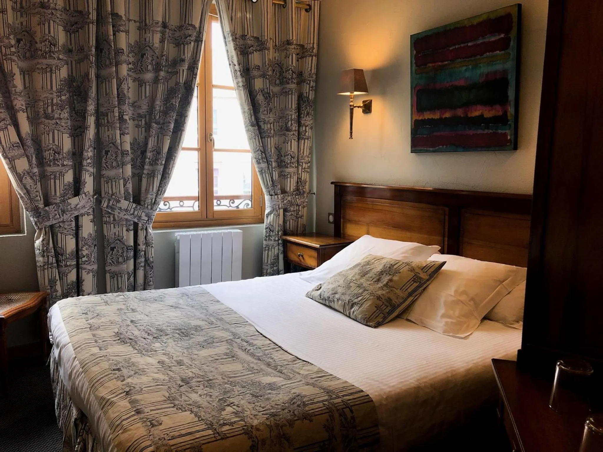 Bedroom, Bed in Entre Terre Et Mer