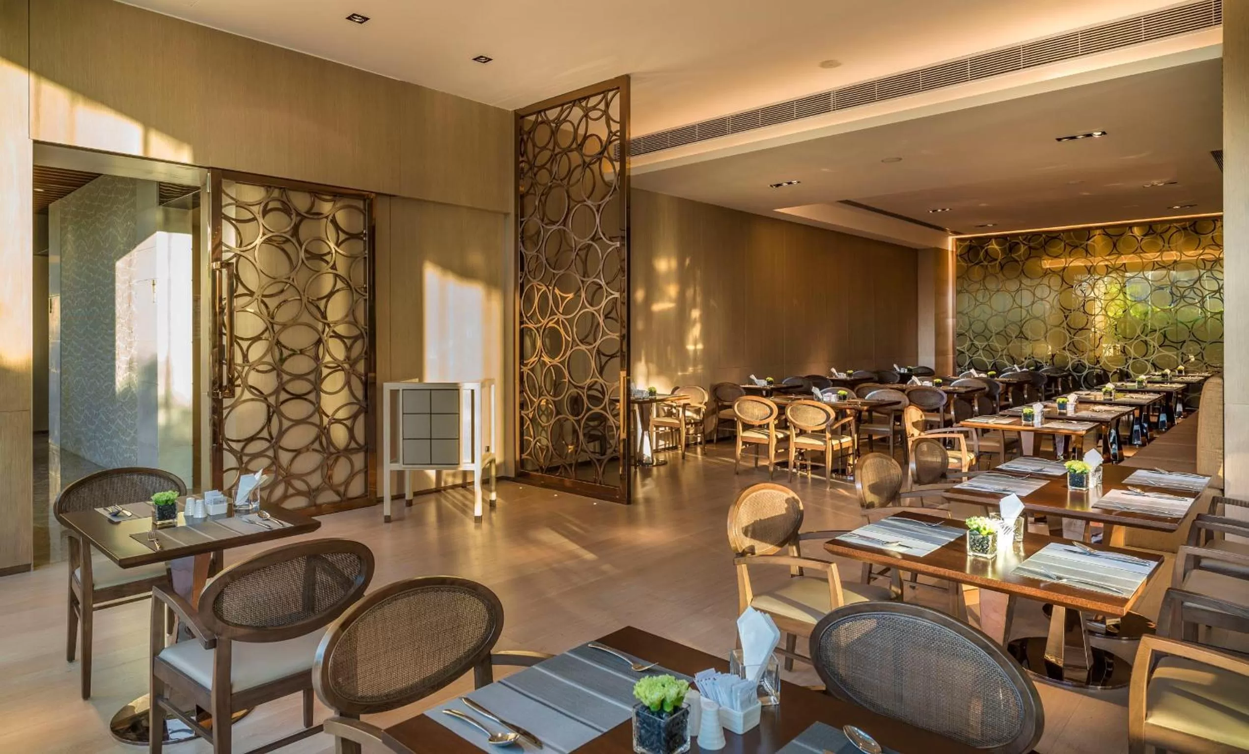 Restaurant/places to eat in Fraser Suites Guangzhou