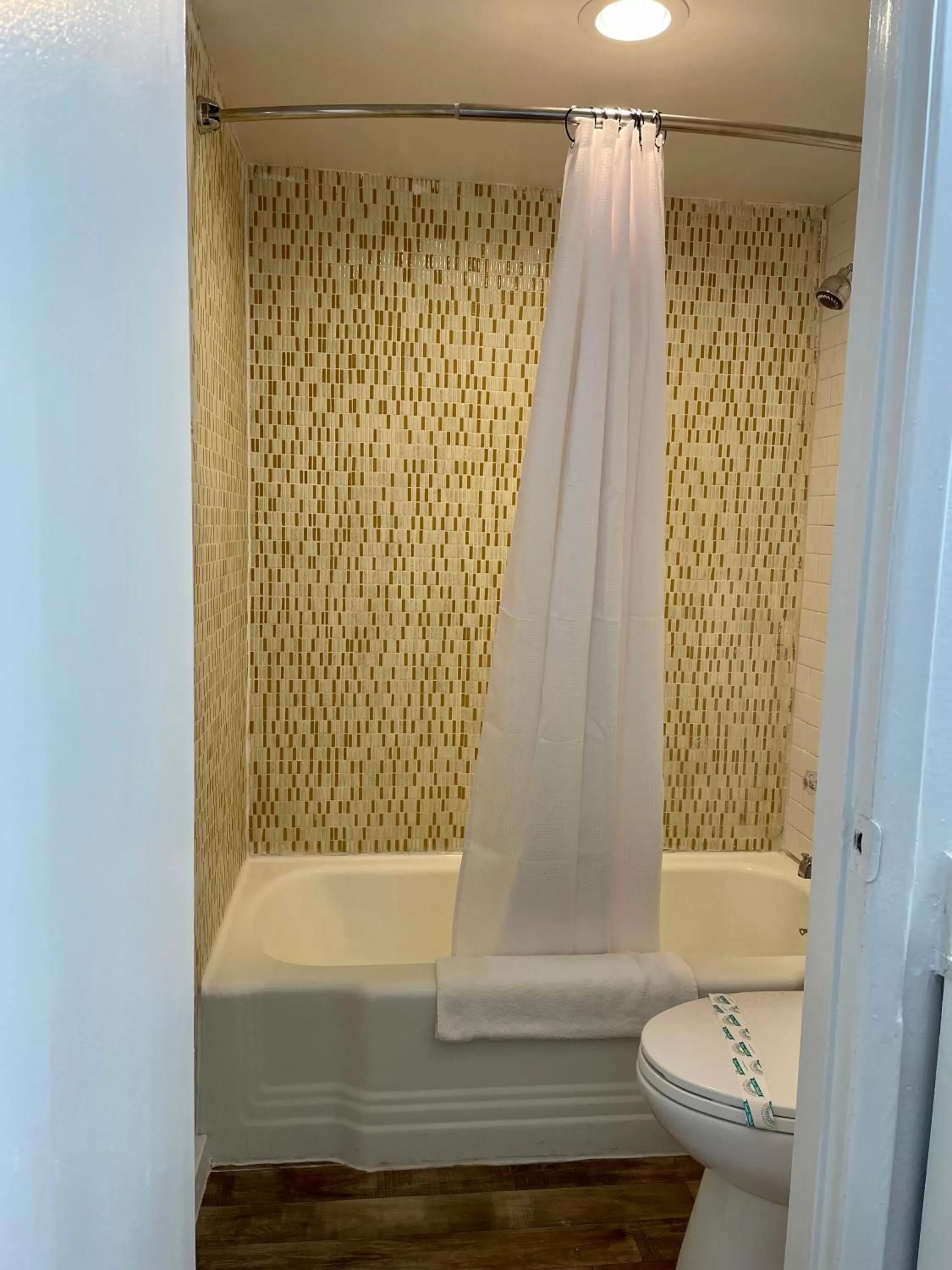 Bed in The Postcard Motel