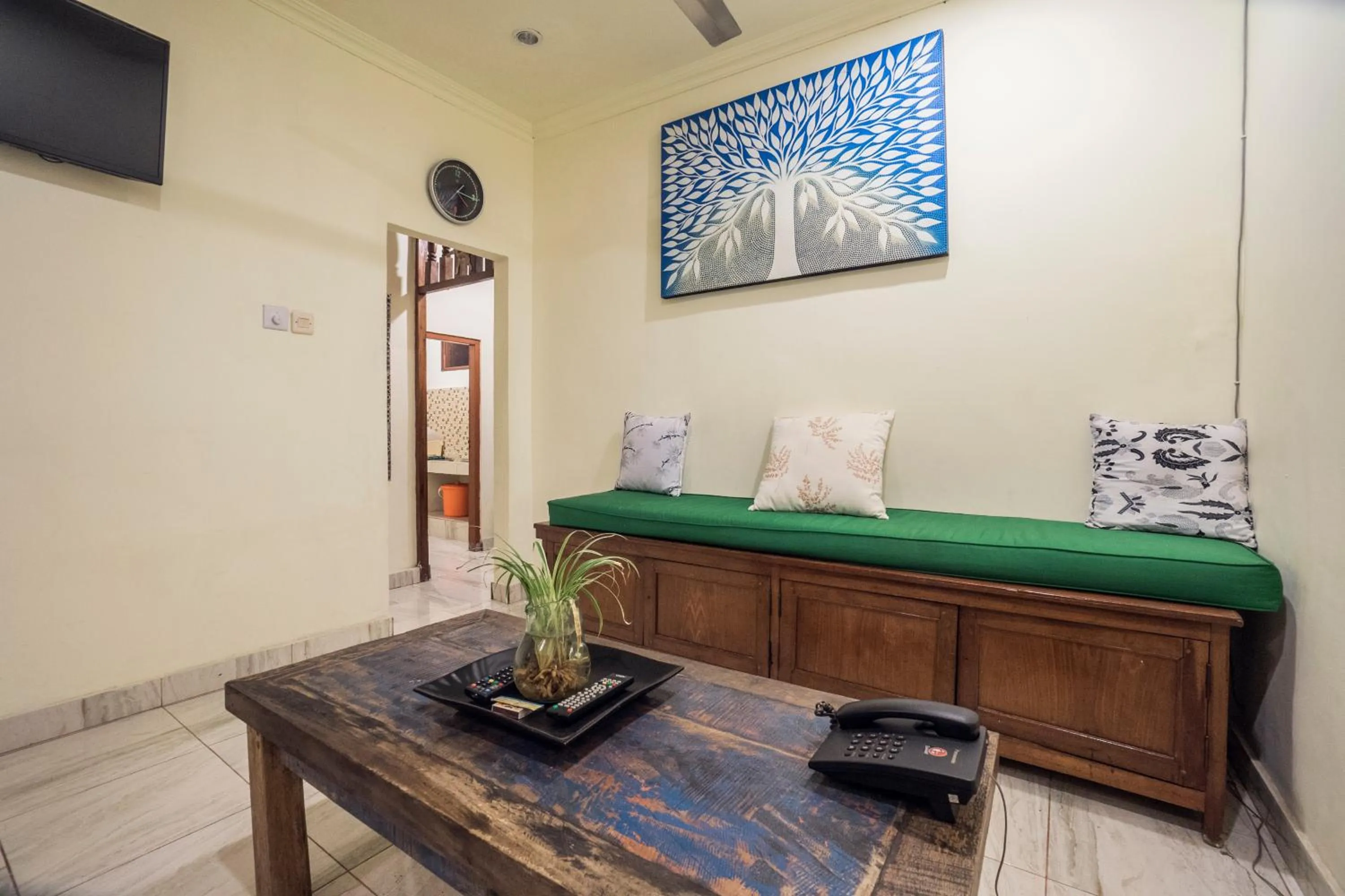 Balcony/Terrace, Bed in Gajah Biru Bungalows