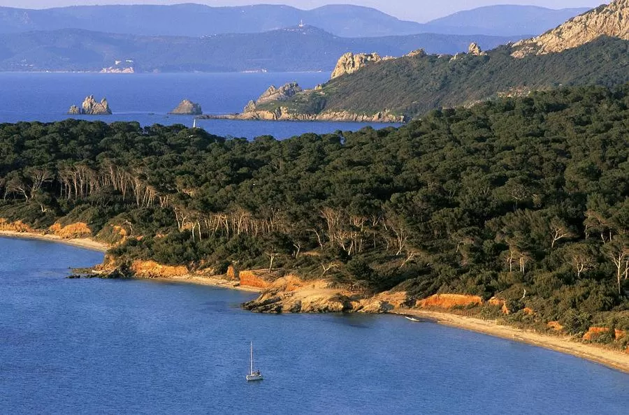 Nearby landmark in Hôtel Le Méditerranée
