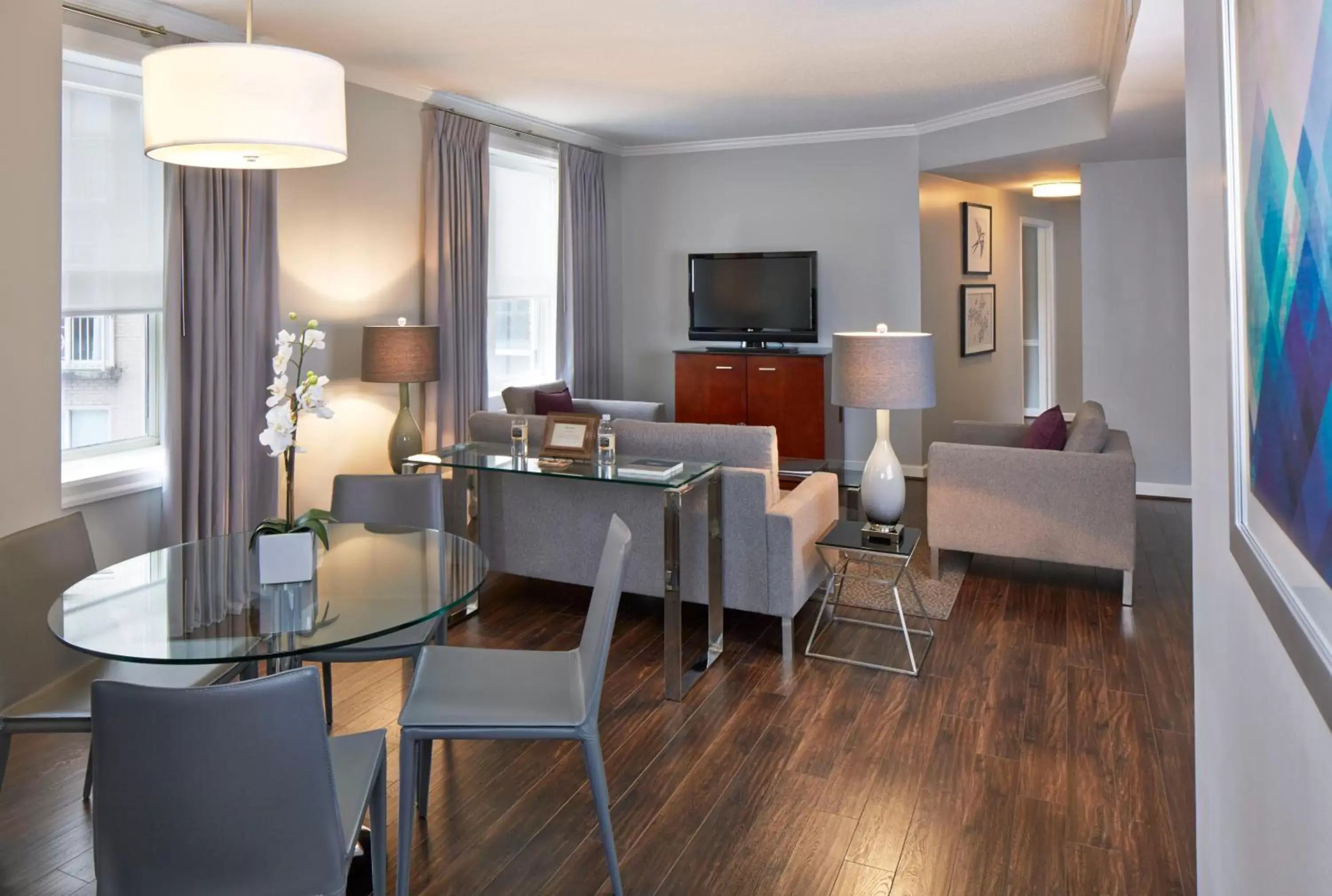 Accessible One Bedroom Apartment with Kitchen in The Georgian Terrace Accessible One Bedroom Apartment with Kitchen in The Georgian Terrace