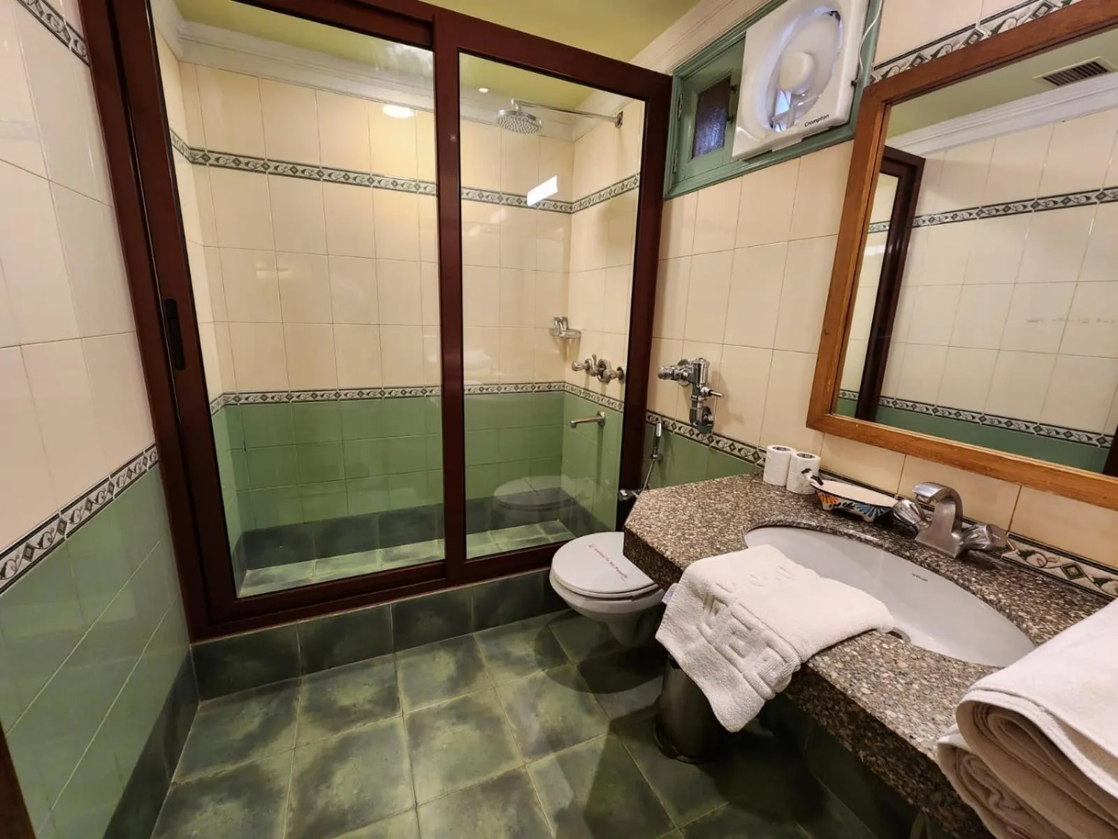 Bathroom in Palace On Ganges - Heritage Hotel