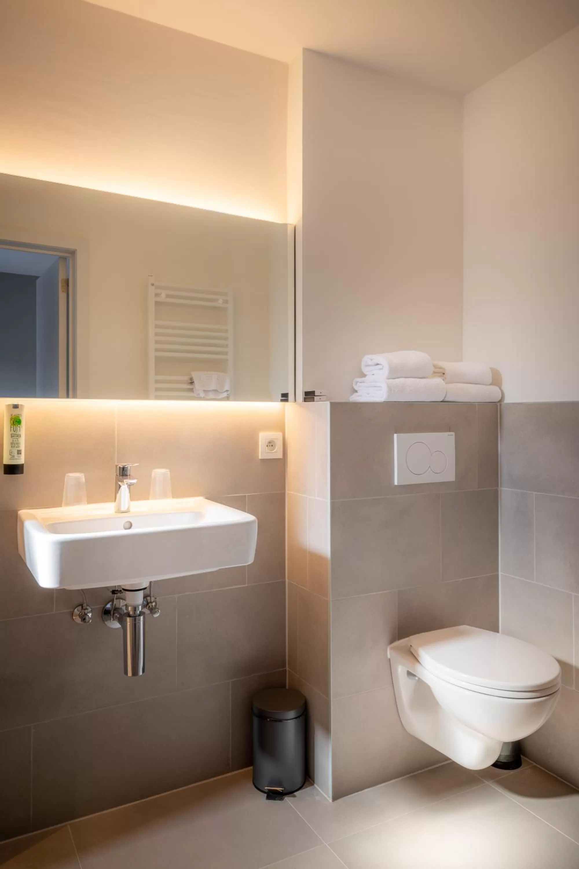 Toilet in Hotel Augustyn Brugge