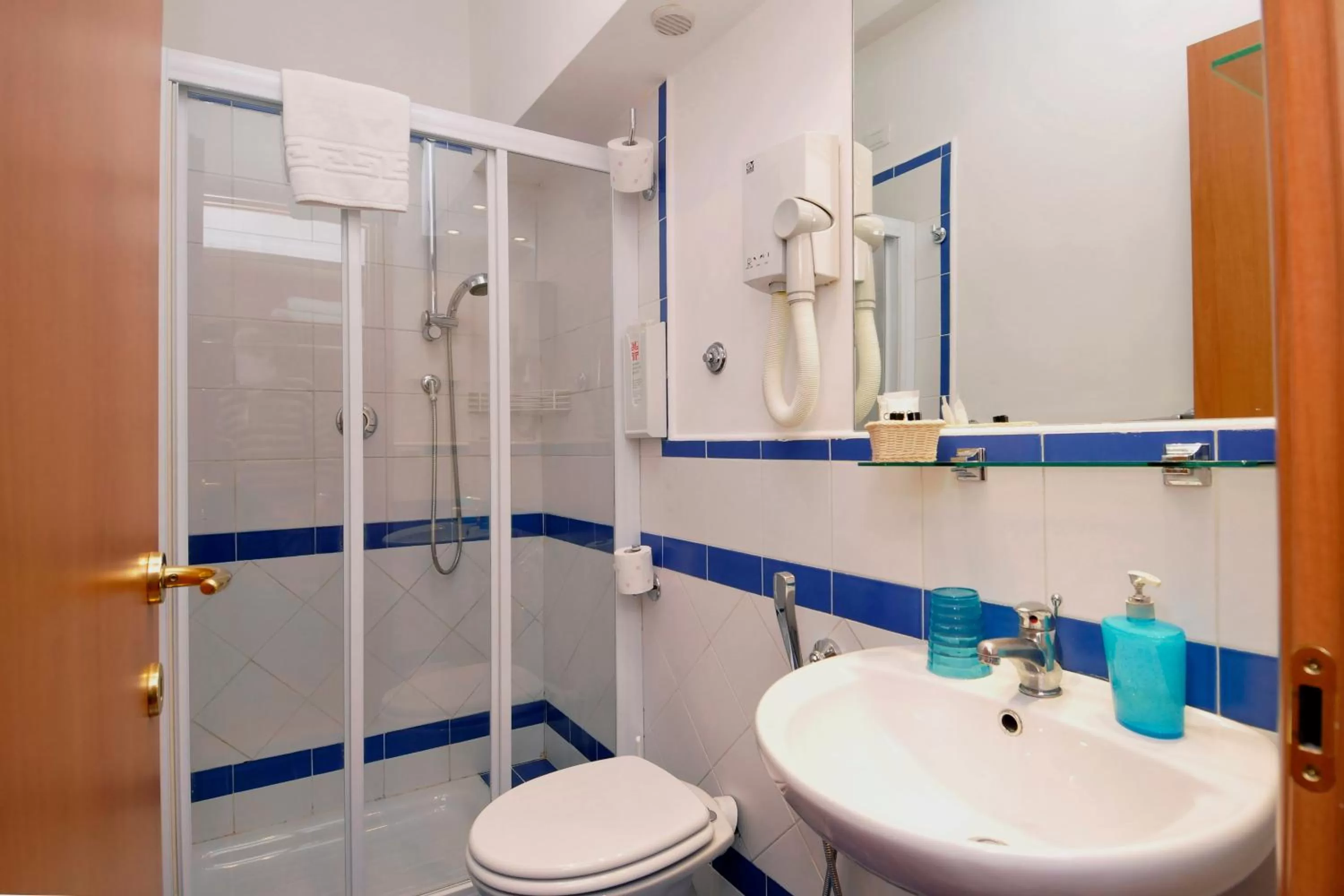 Bathroom in San Peter Rome B&B