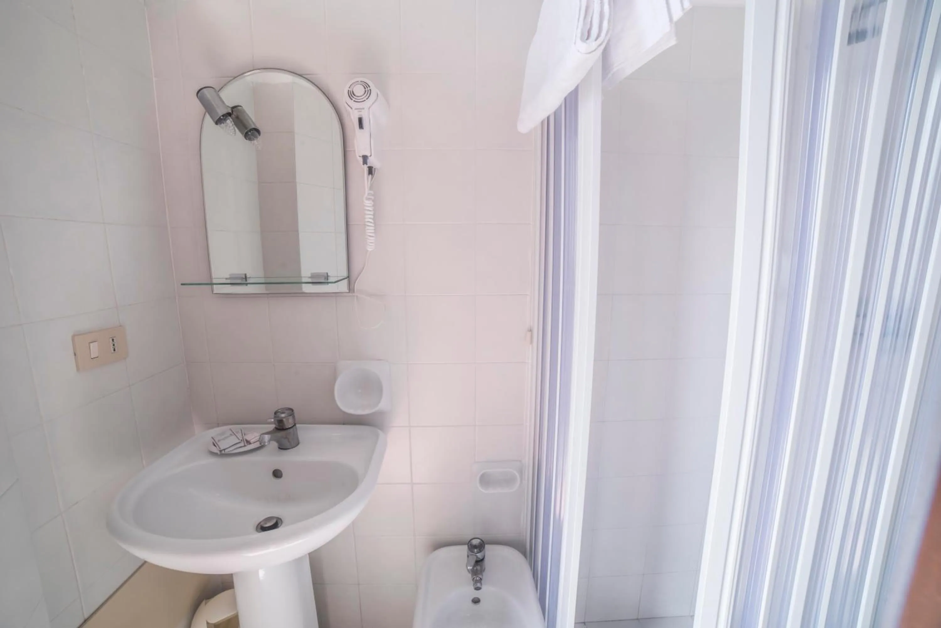 Shower in Hotel Isola Bella