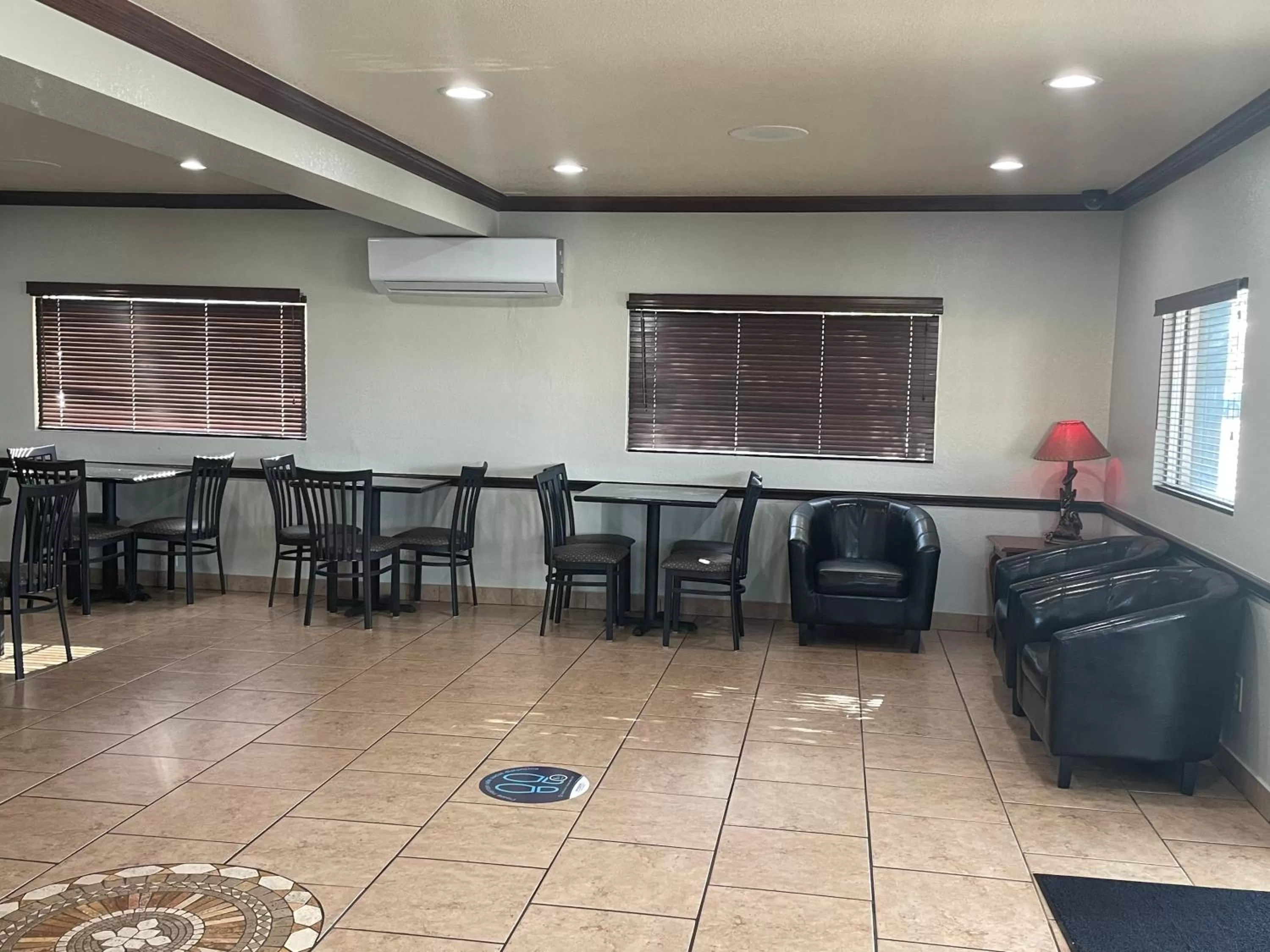 Lobby or reception in Super 8 by Wyndham Amarillo Central TX
