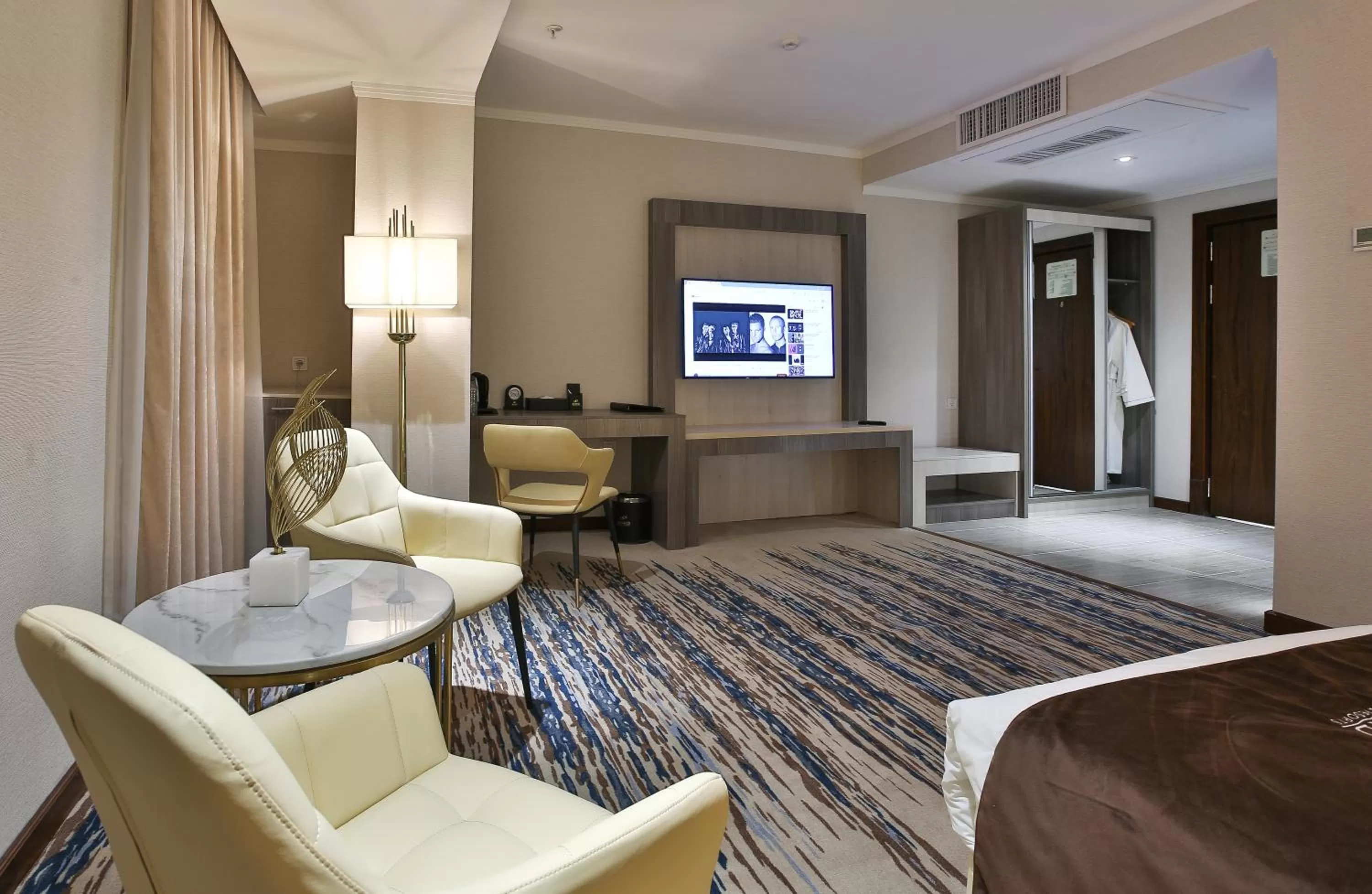 Dining area in Sahid Zarafshon