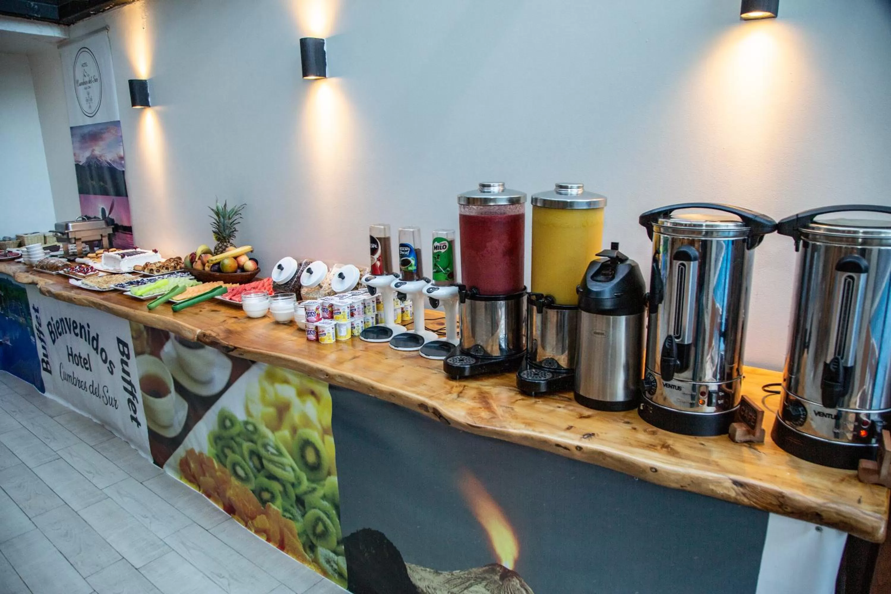Buffet breakfast in Hotel Cumbres del Sur