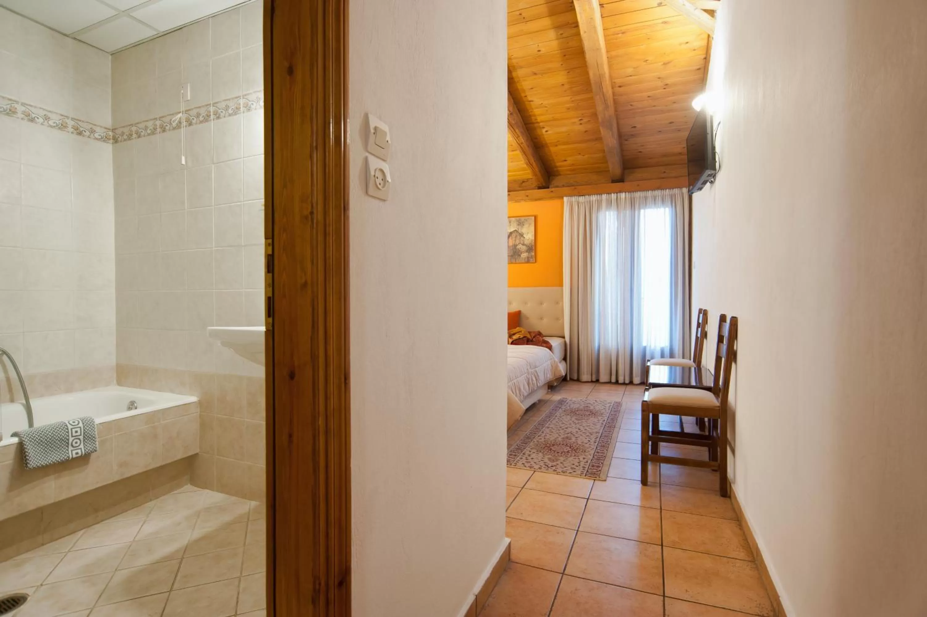 Photo of the whole room in Pan Hotel