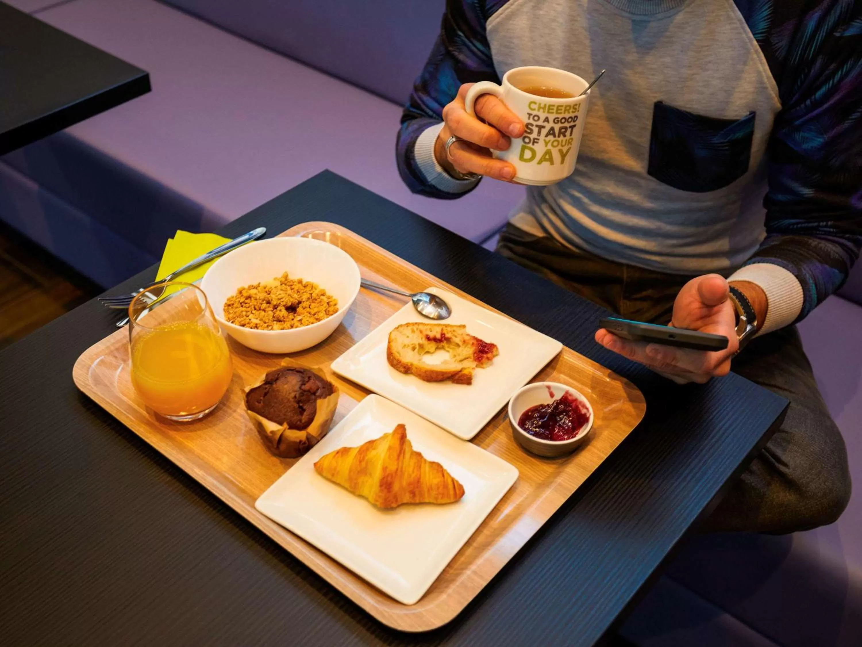 Restaurant/places to eat in ibis Styles Liege Guillemins