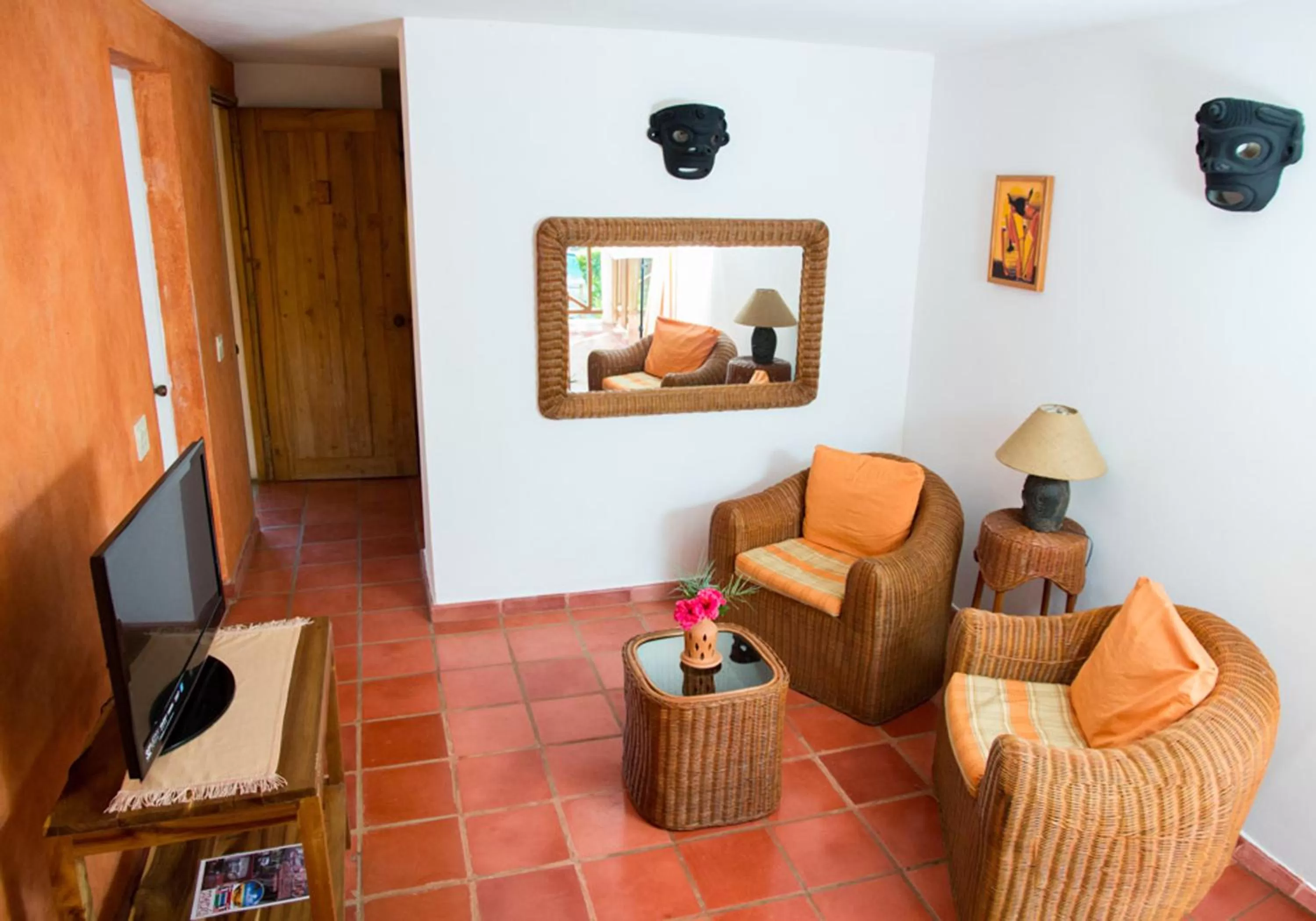 Communal lounge/ TV room, Seating Area in La Residencia del Paseo
