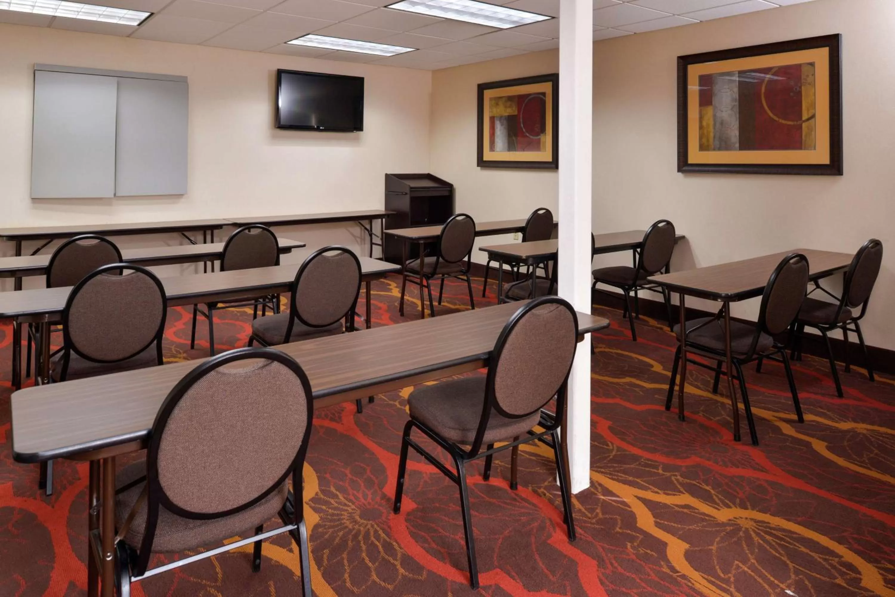 Meeting/conference room in Hampton Inn Columbus-East