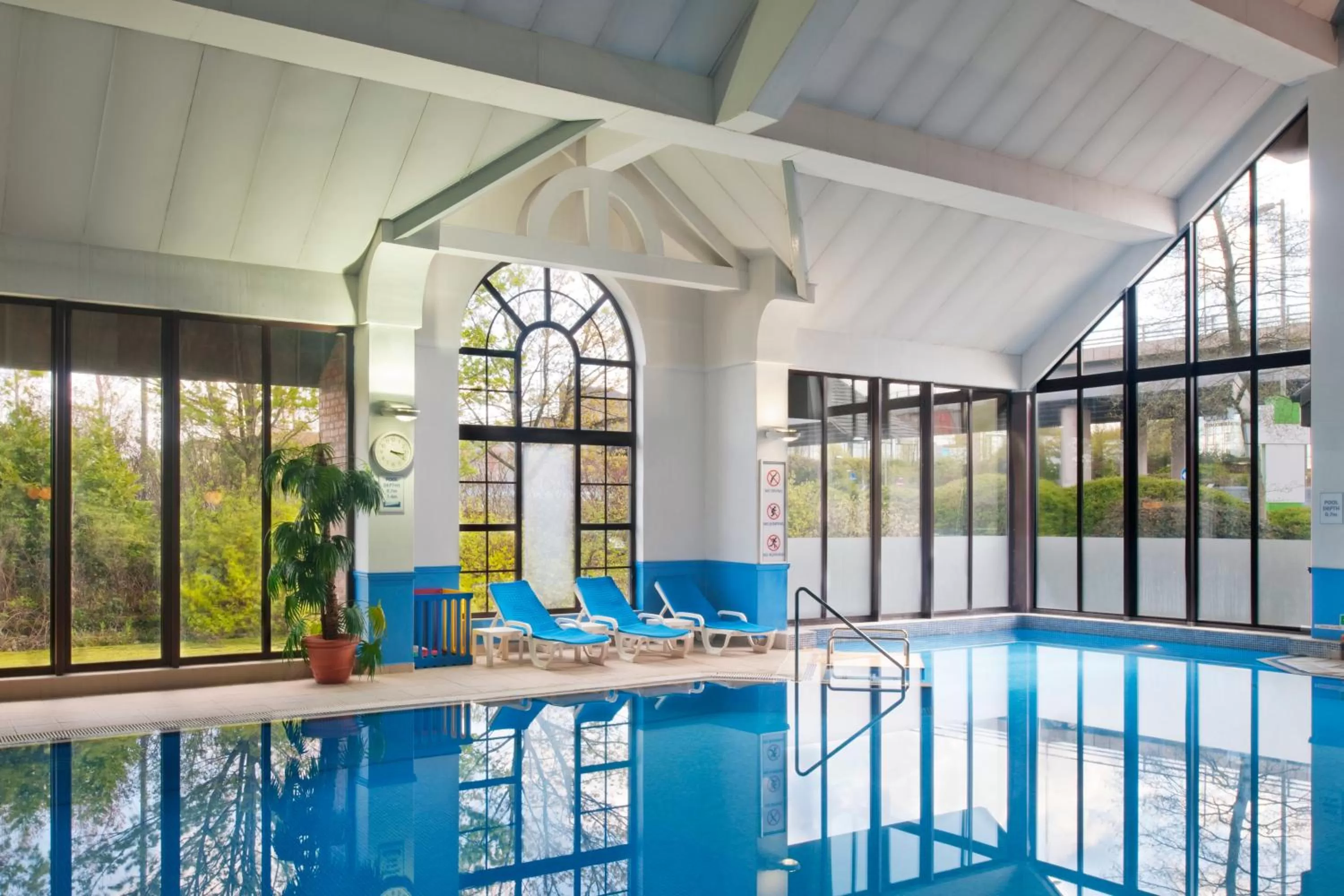 Swimming pool in Holiday Inn Glasgow - East Kilbride by IHG