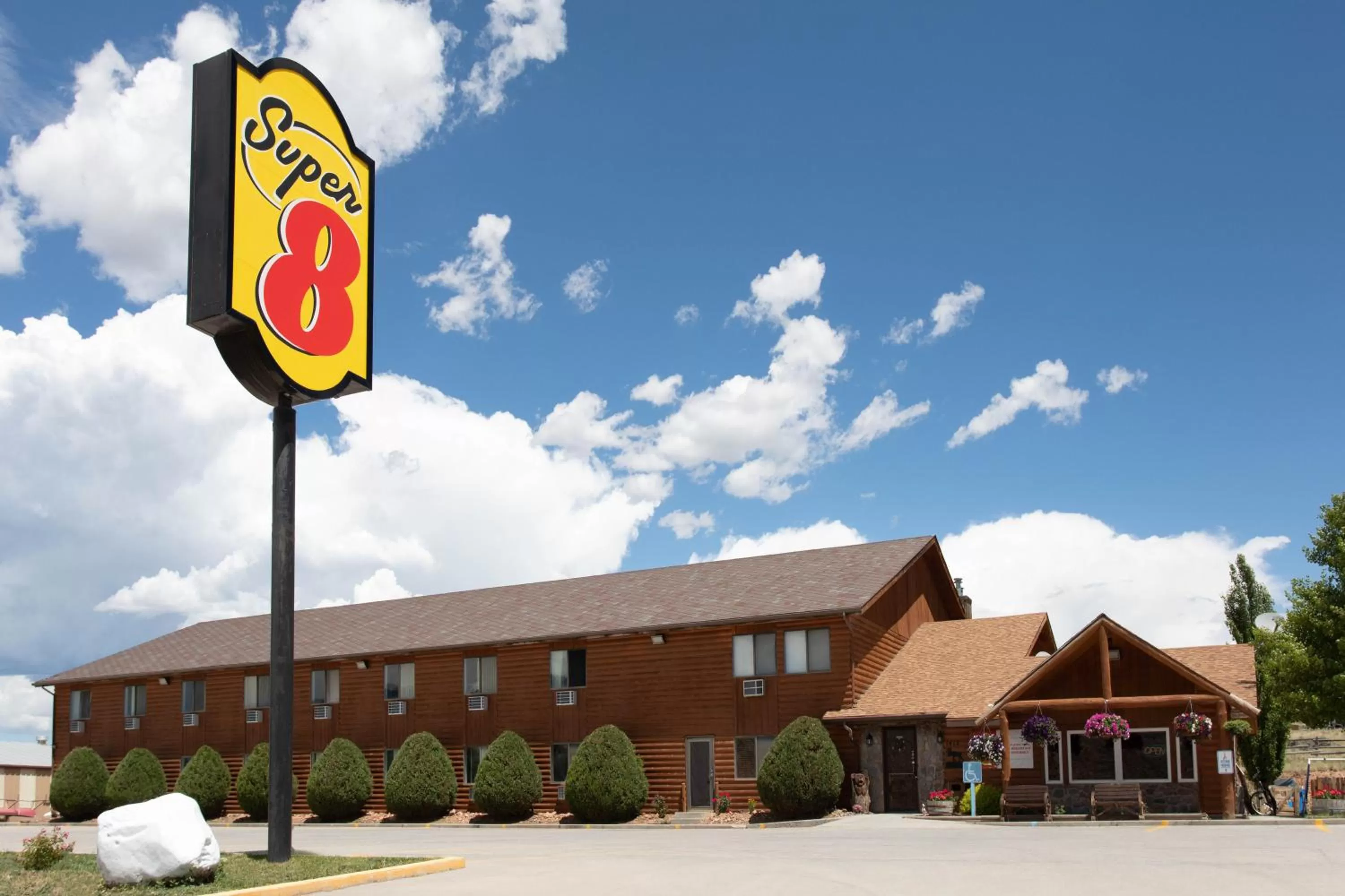 Property building in Super 8 by Wyndham Dubois