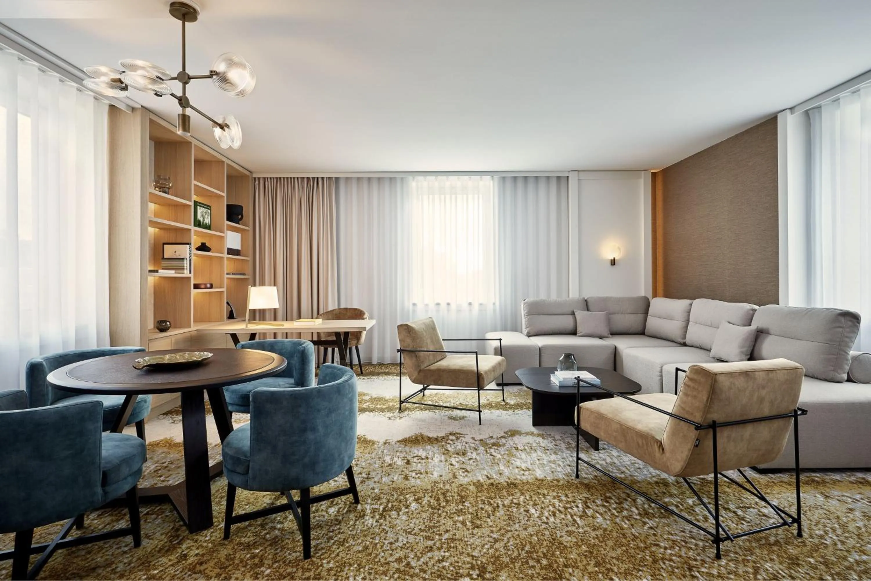 Photo of the whole room in The Westin Grand Frankfurt