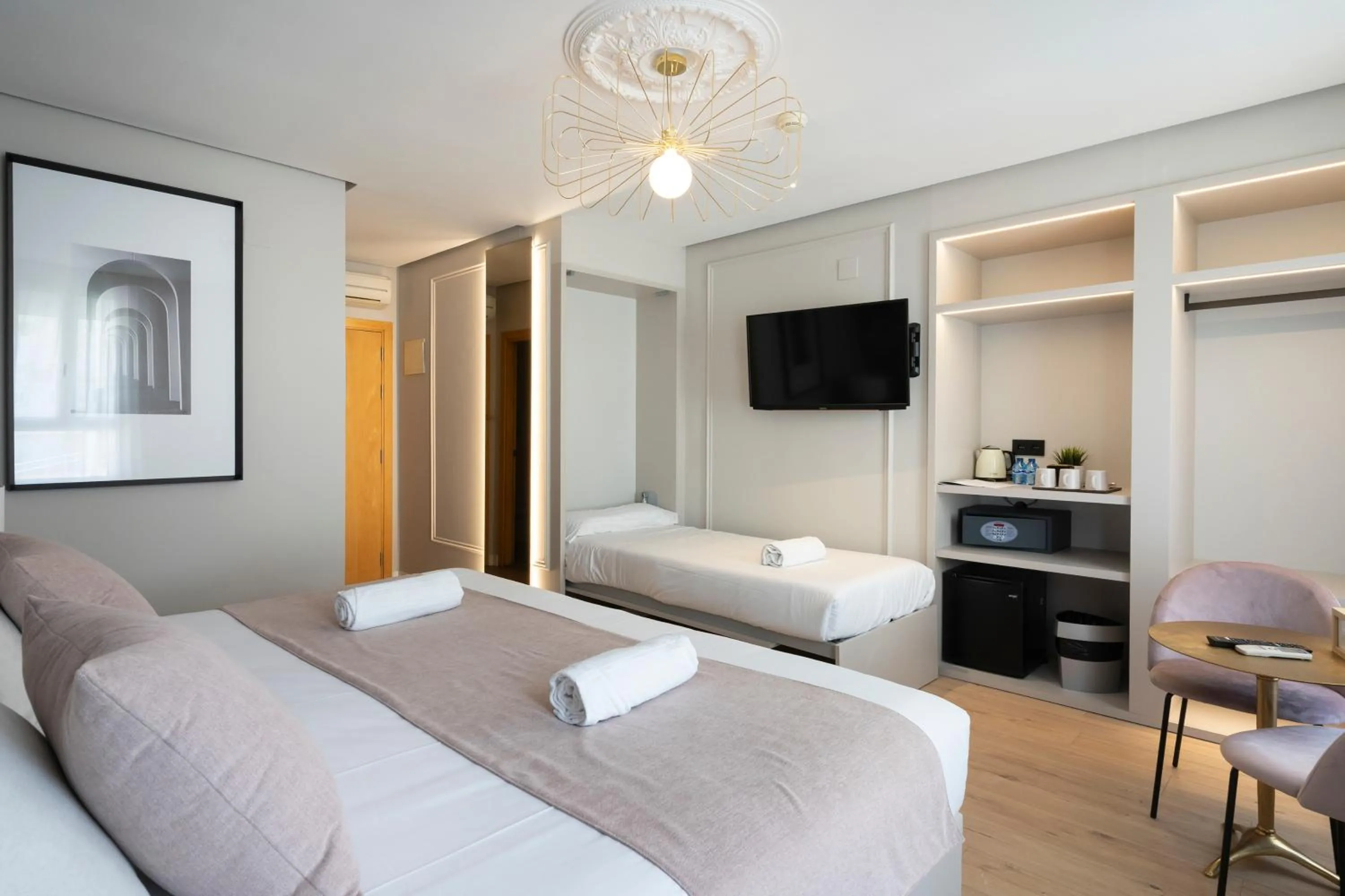 Bed in YOU & CO. J. Botánico Boutique