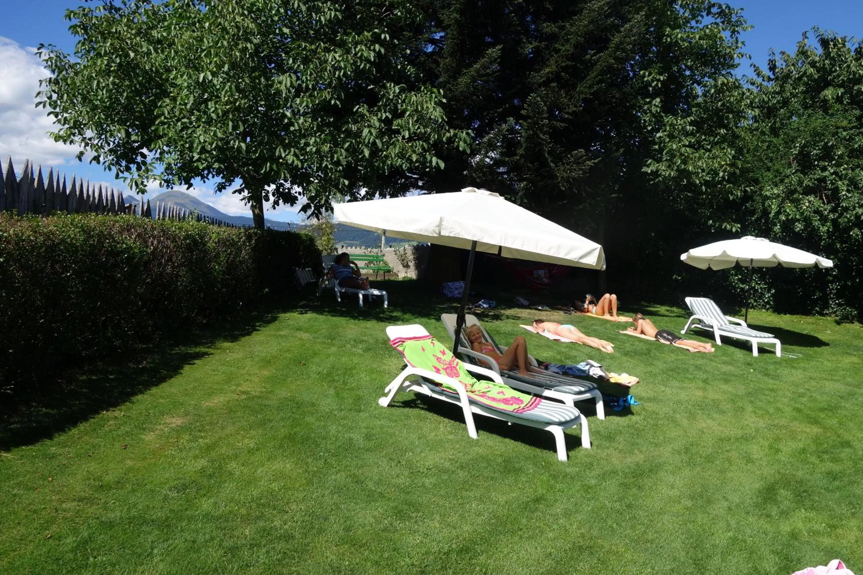 Swimming pool in Residence Klementhof