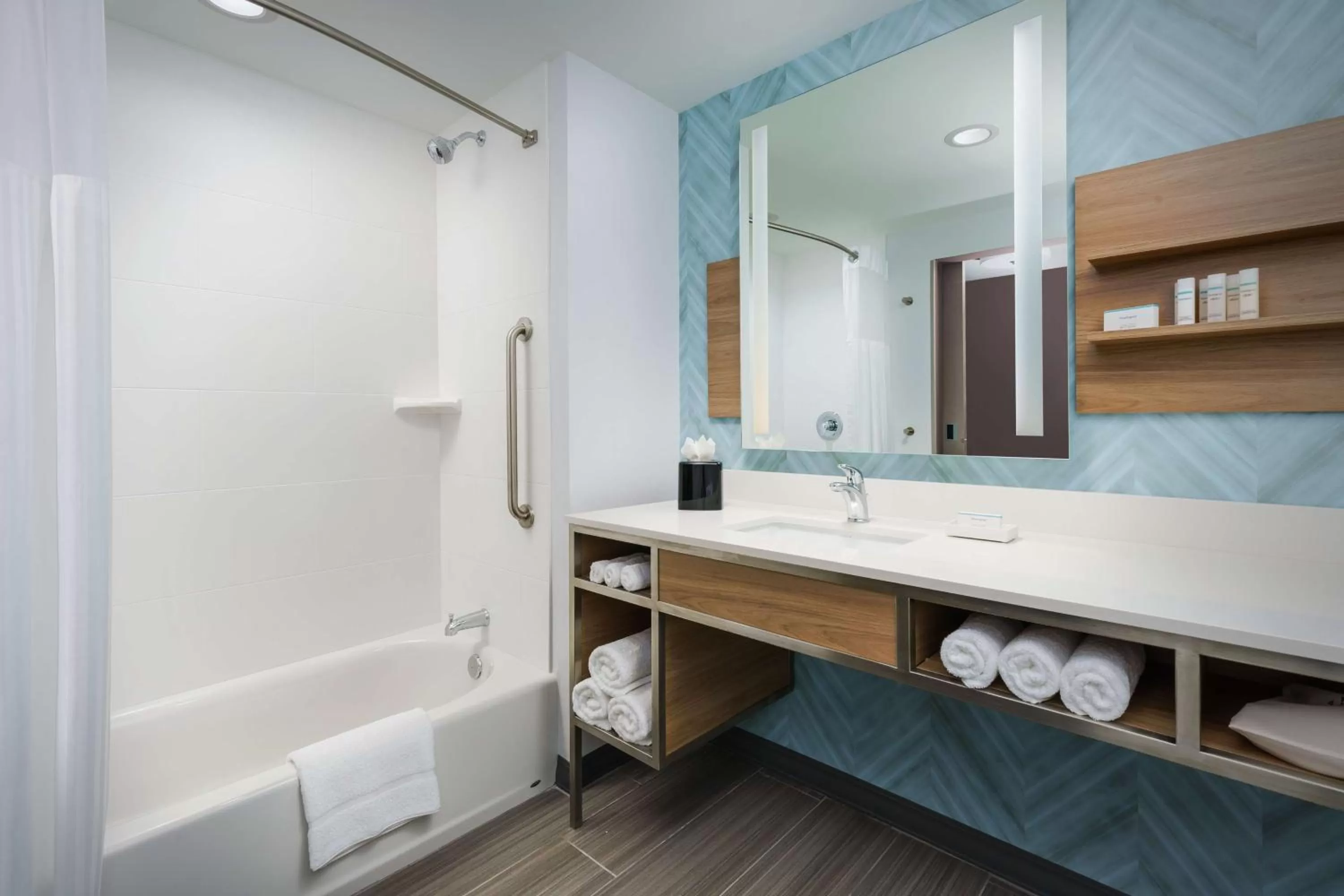 Bathroom in Hilton Garden Inn Apopka City Center, Fl