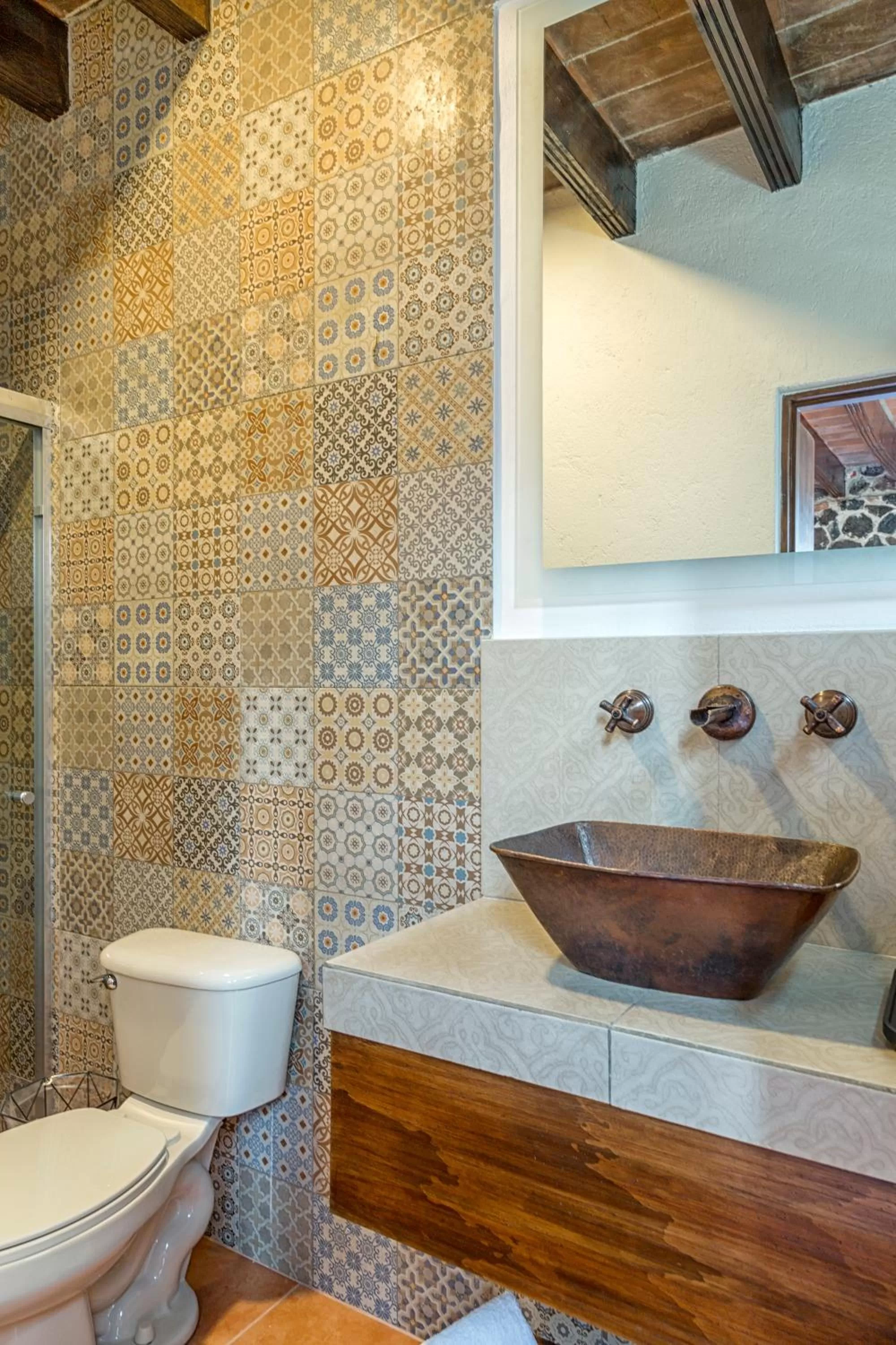 Toilet, Bathroom in Morazul Hotel Boutique