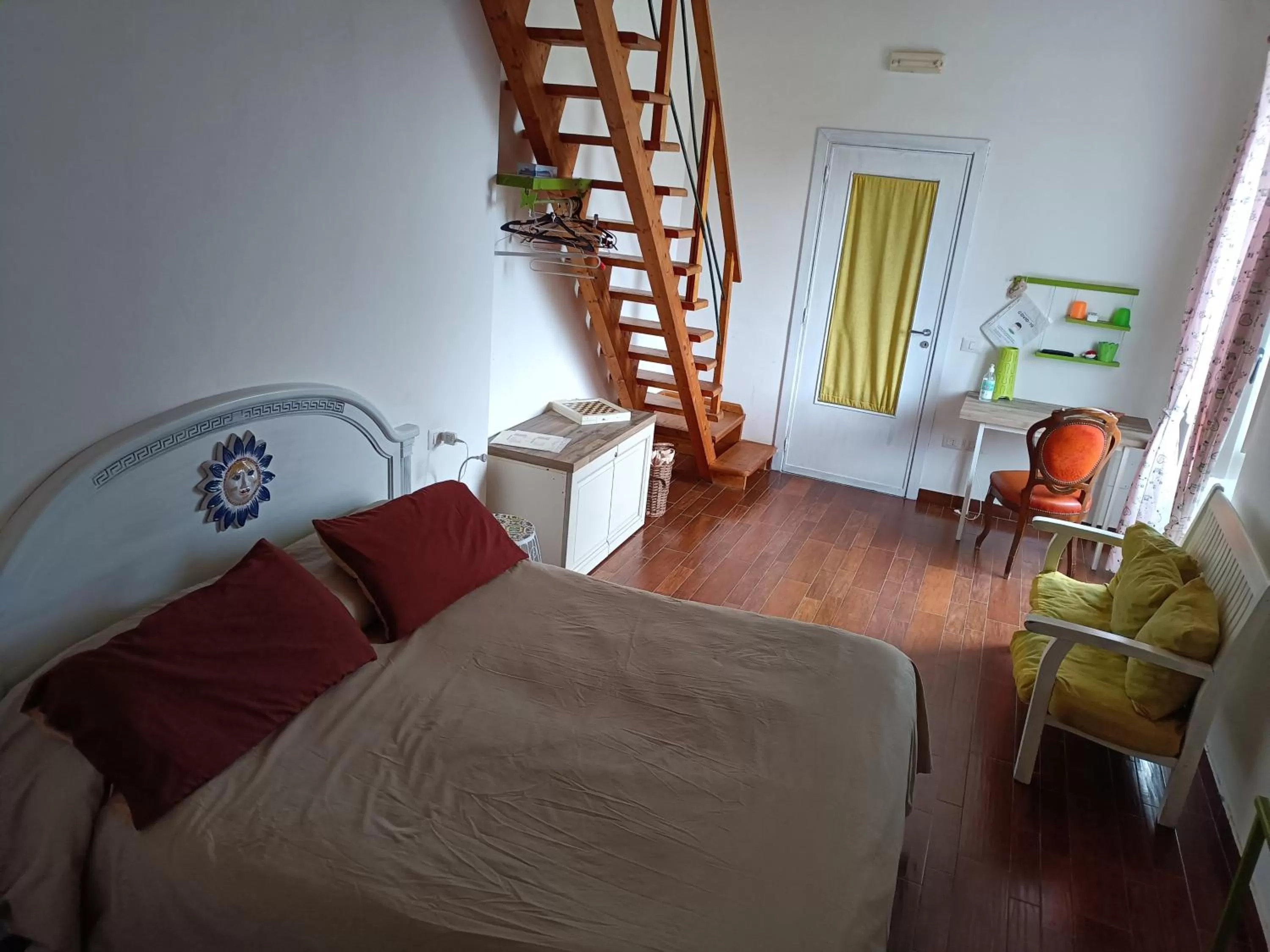 Quadruple Room with Mountain View - single occupancy in B&B PompeiLog