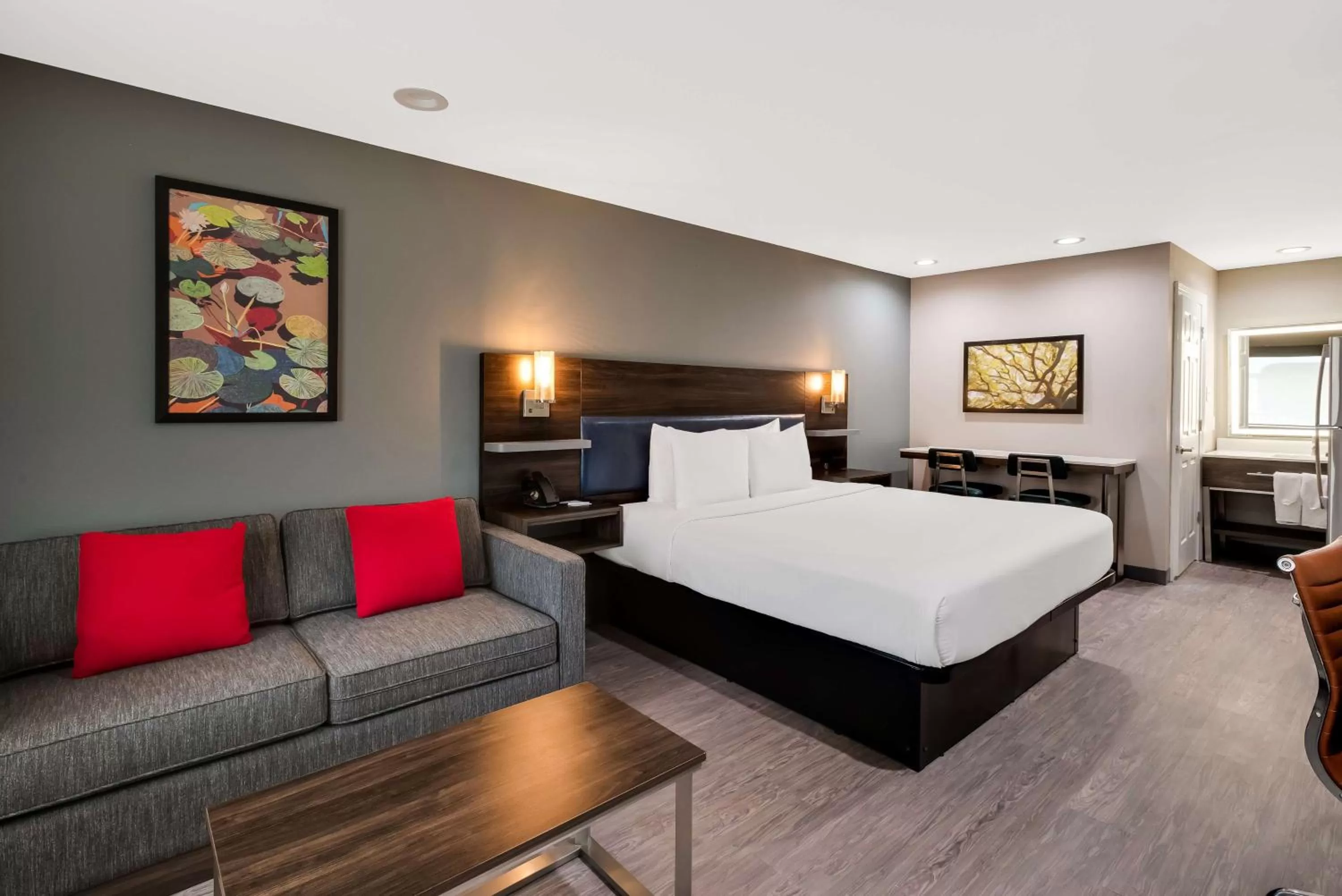 Bedroom, Bed in Best Western La Place Inn