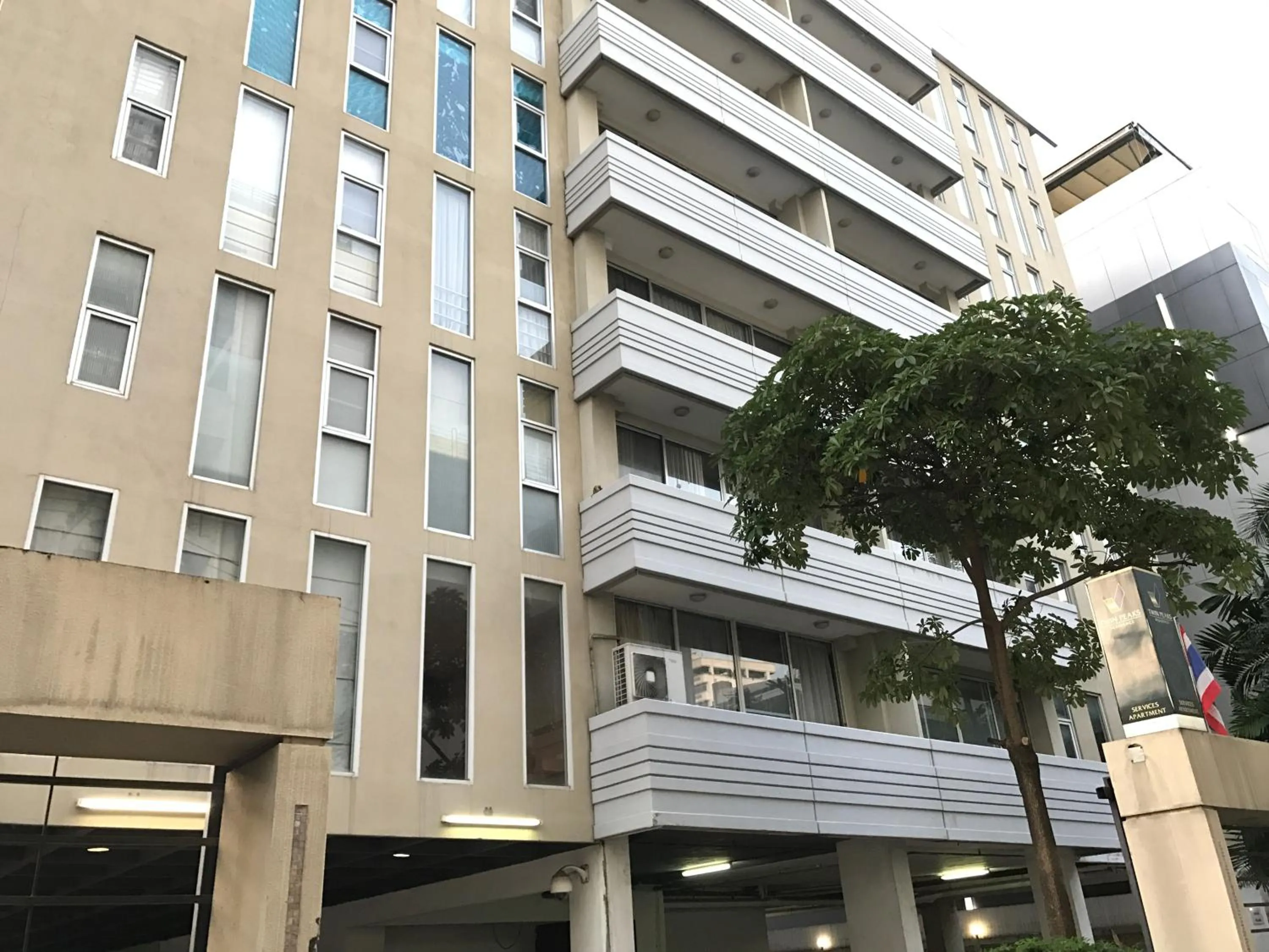 Facade/entrance, Property Building in Twin Peaks Sukhumvit Suites