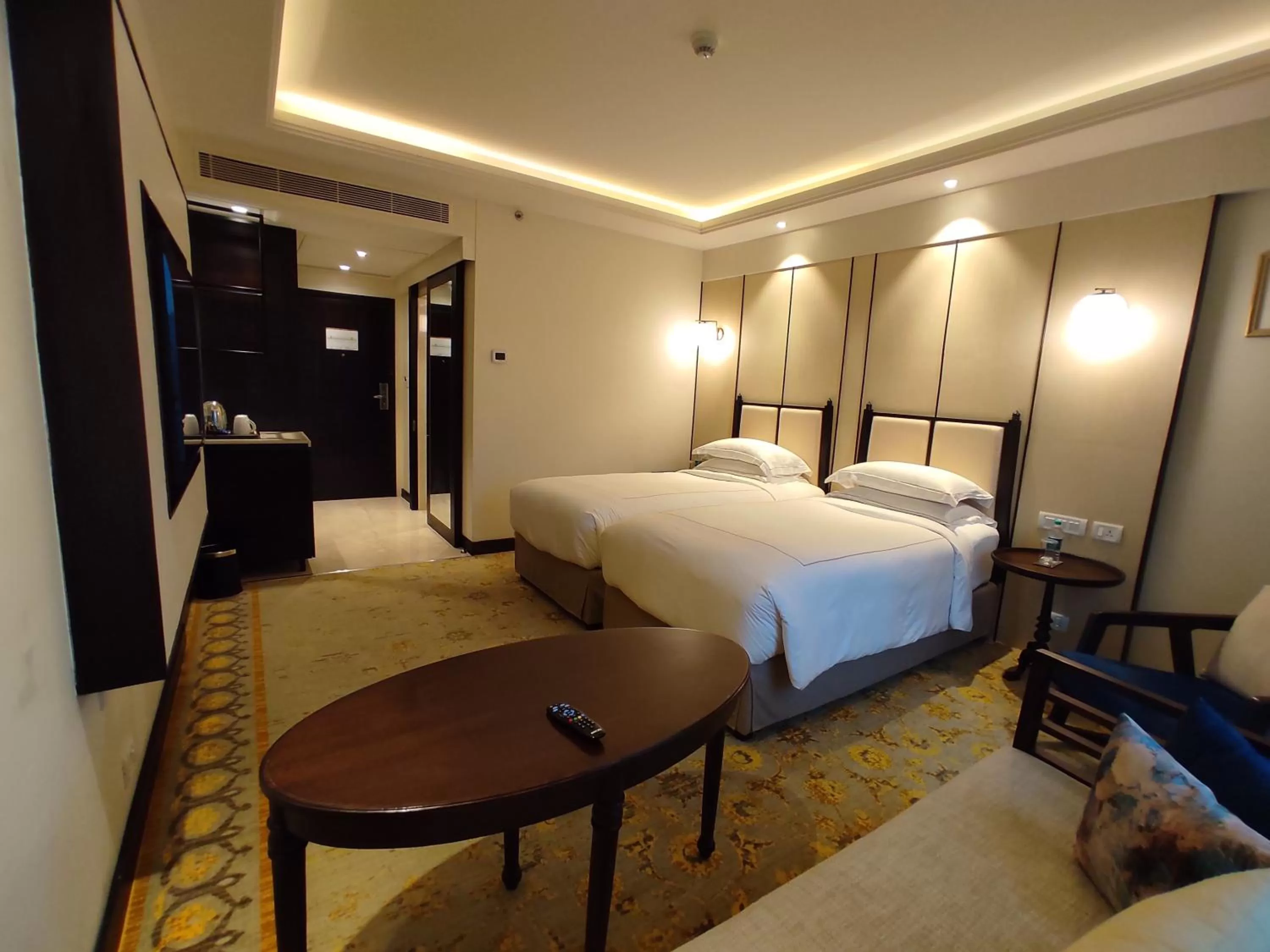 Bedroom, Bed in Taj Tirupati