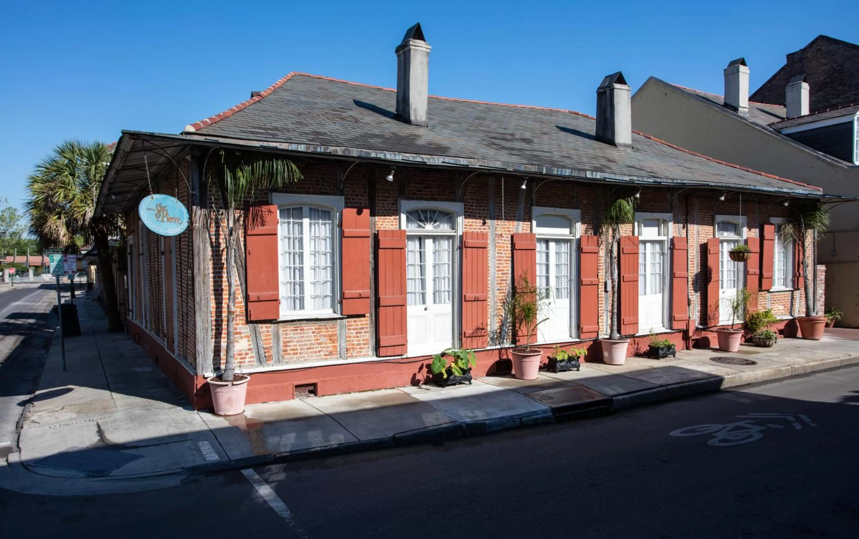 Property building in Hotel St. Pierre French Quarter