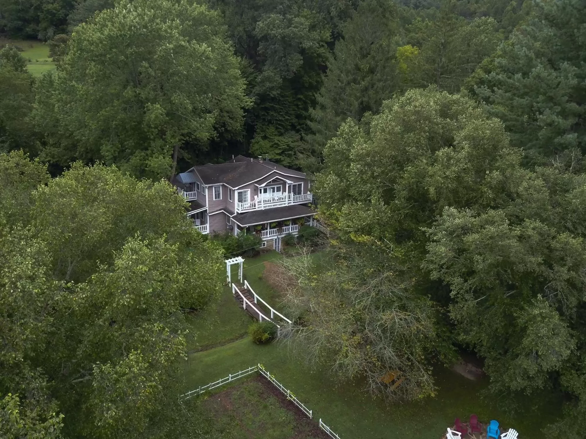 Property building, Bird's-eye View in Folkestone Inn