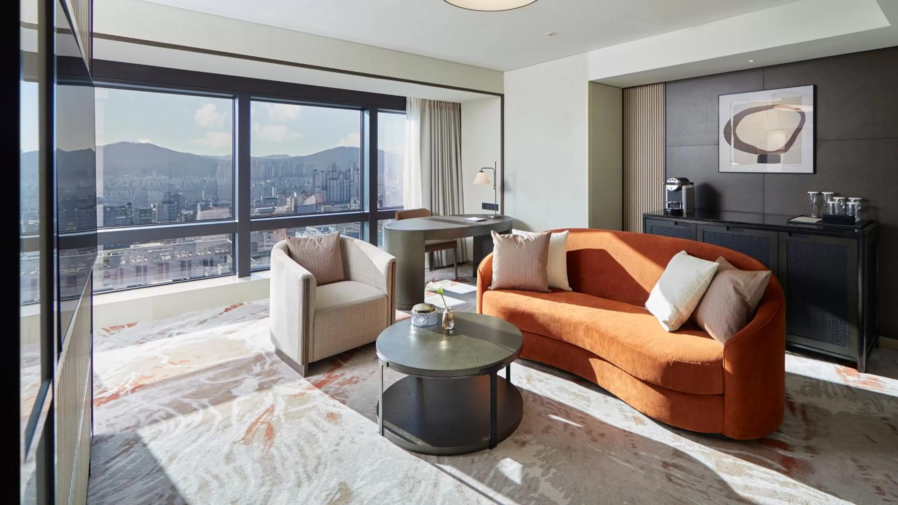 Bedroom in Grand InterContinental Seoul Parnas by IHG