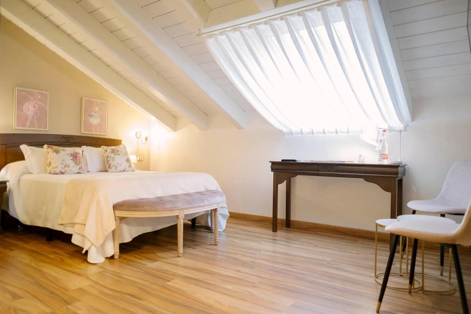 Bed in Hotel & Spa María Manuela