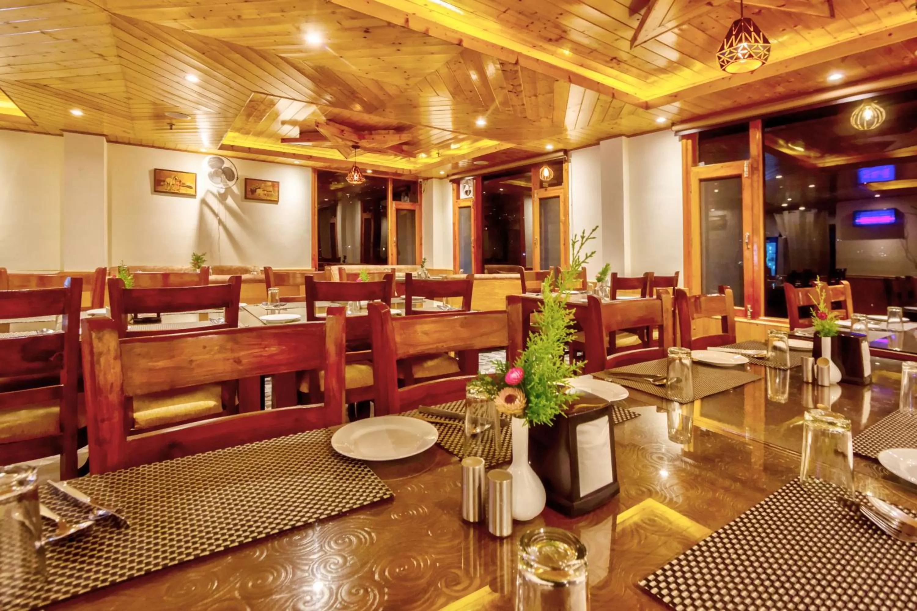 Restaurant/places to eat in Snow City's Montana Blues Resort Manali - Heated & Air-Cooled Stay