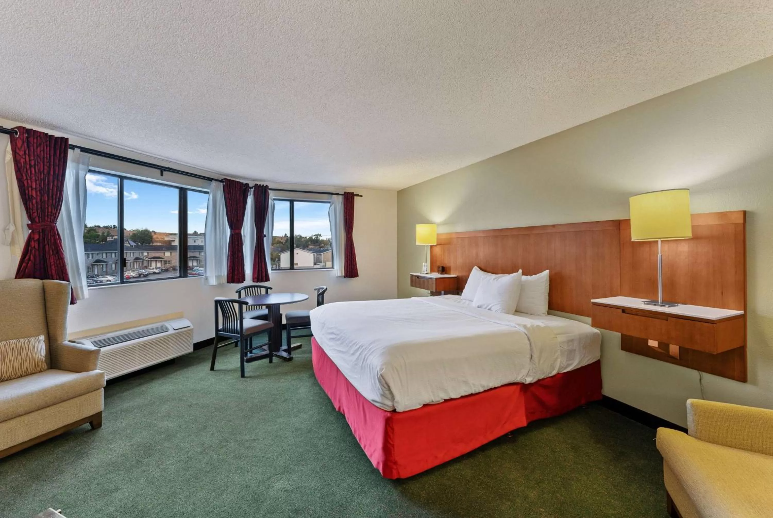 Bed in Ramada by Wyndham Cedar City