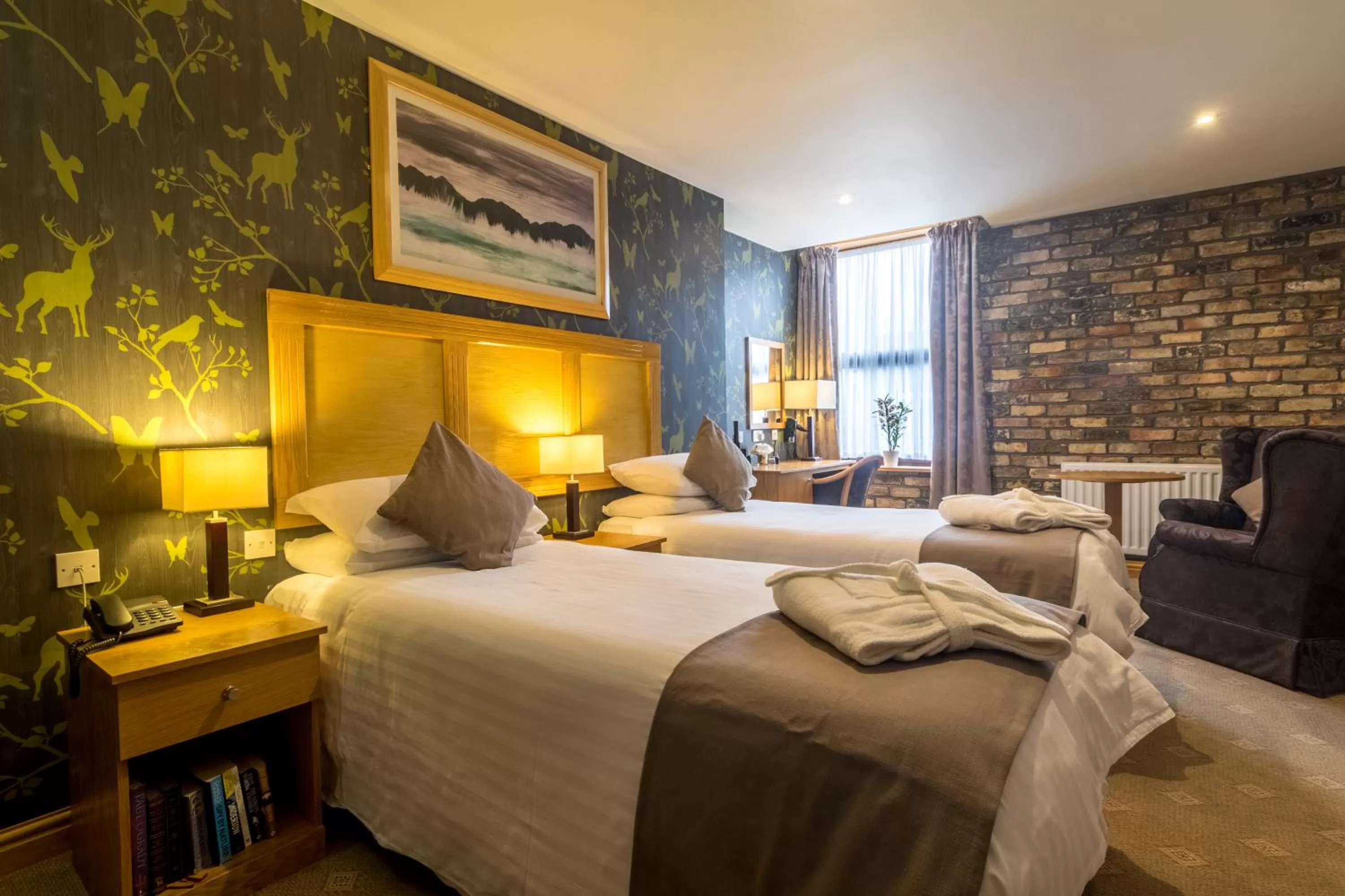 Bedroom, Bed in Washington Central Hotel and Sleepwell Inn