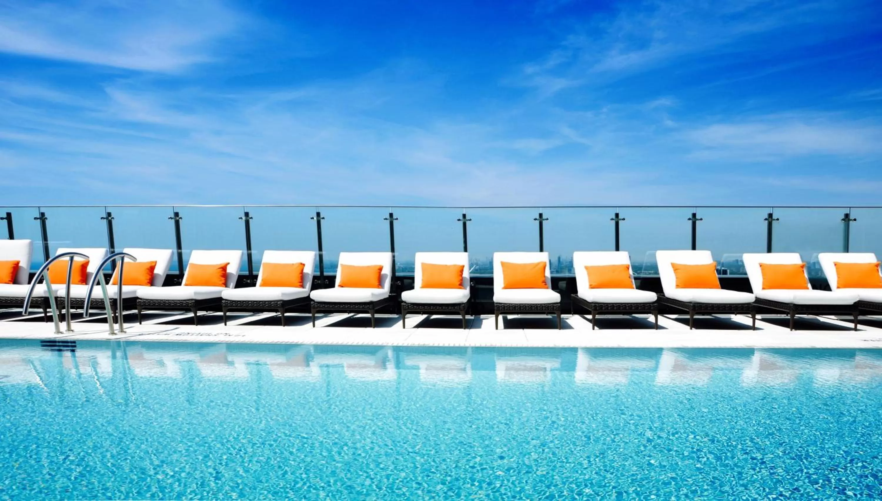 Lake view in Hotel X Toronto, a Destination by Hyatt Hotel