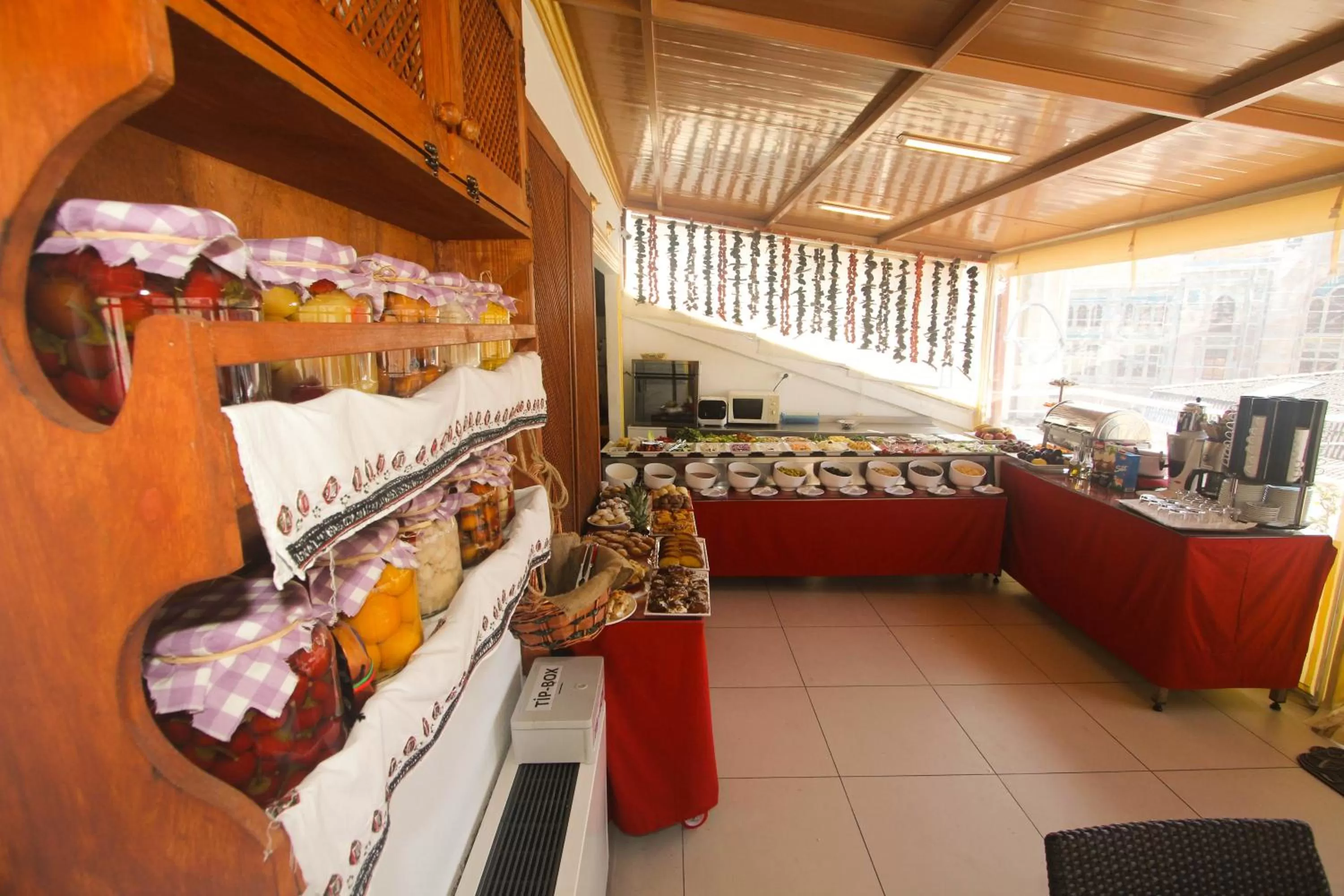 Buffet breakfast in Venue Hotel Istanbul Old City